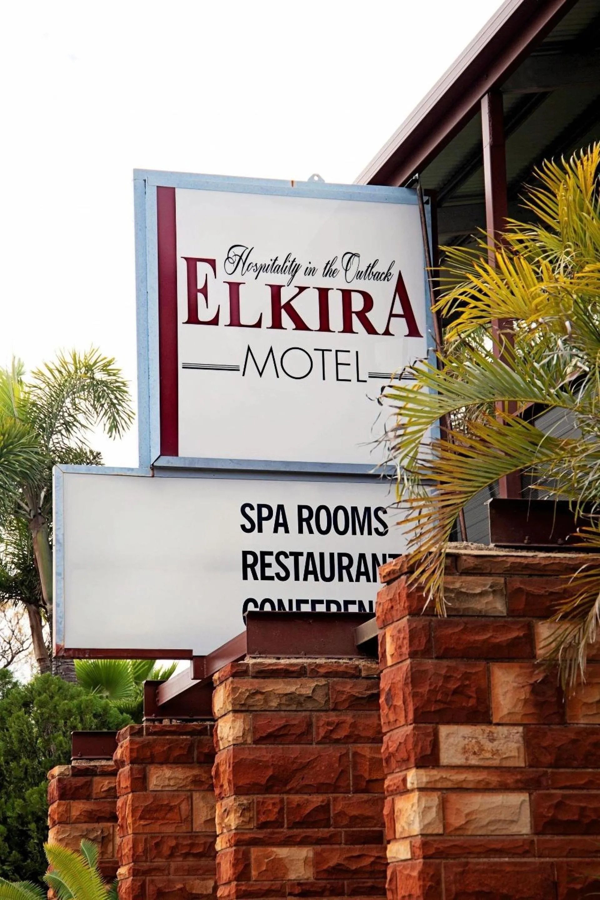 Elkira Court Motel