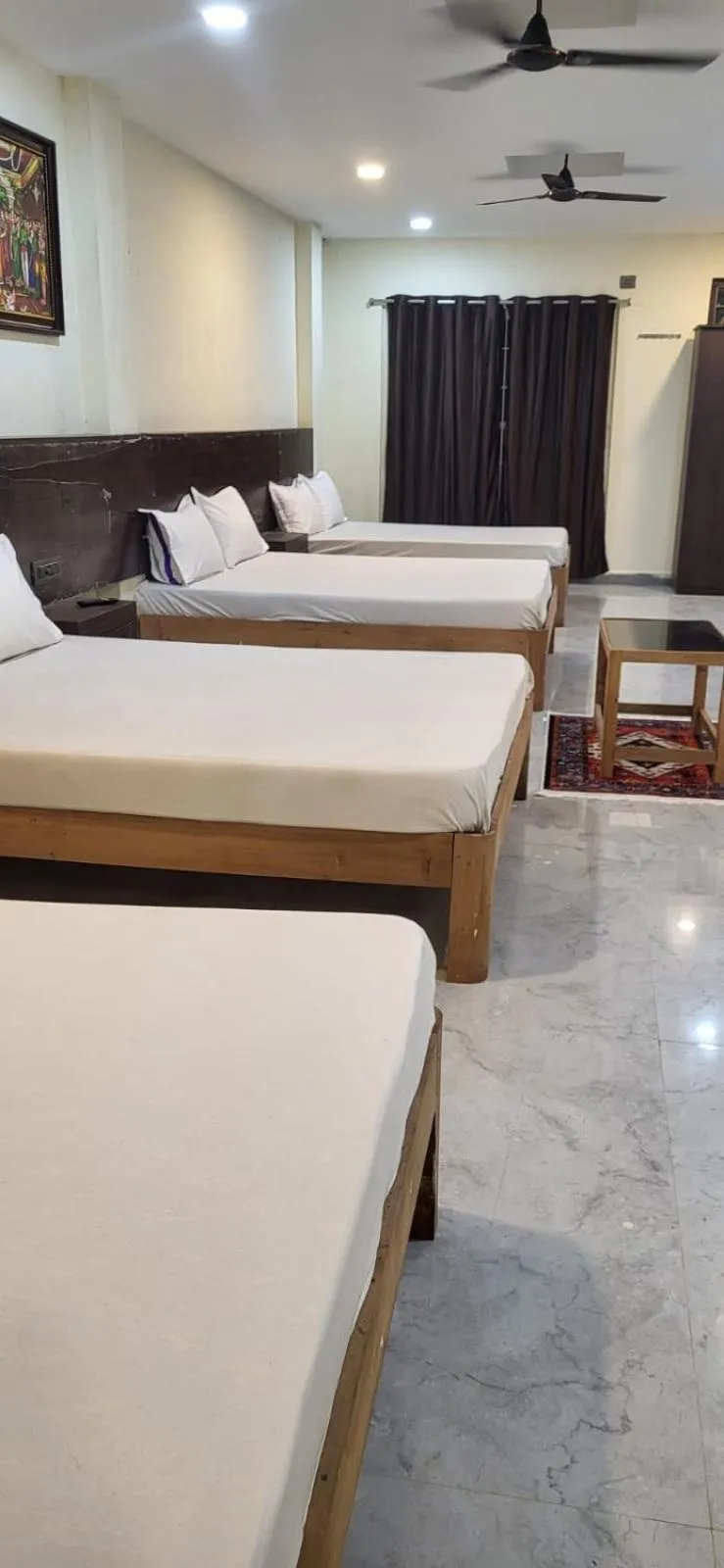 Bed in SGS Residency