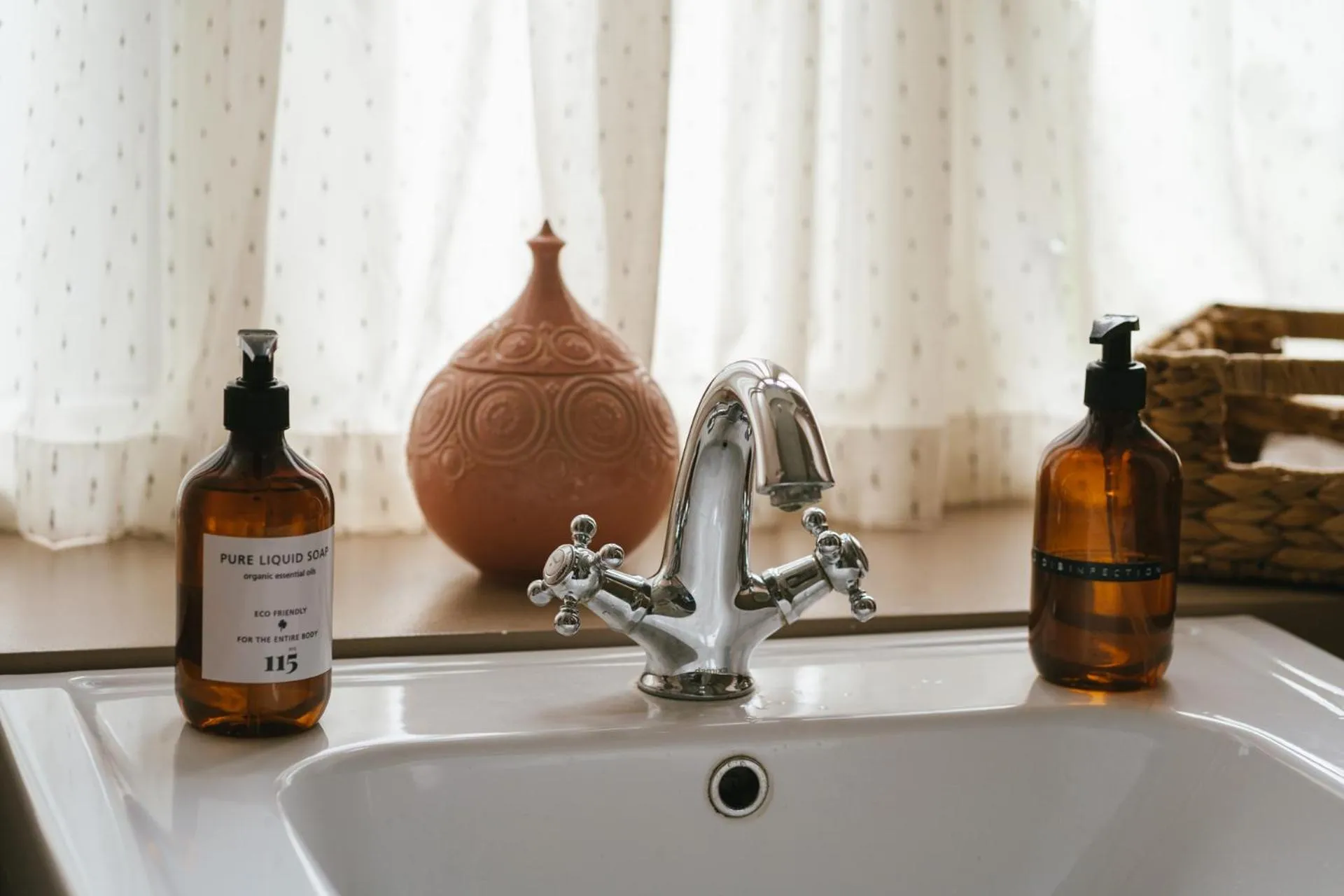 Bathroom in Rye115 Hotel