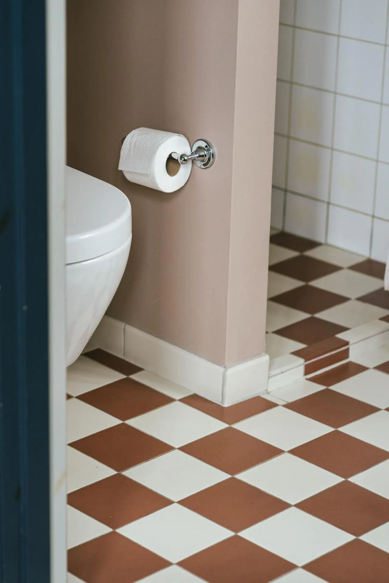 Toilet in Rye115 Hotel