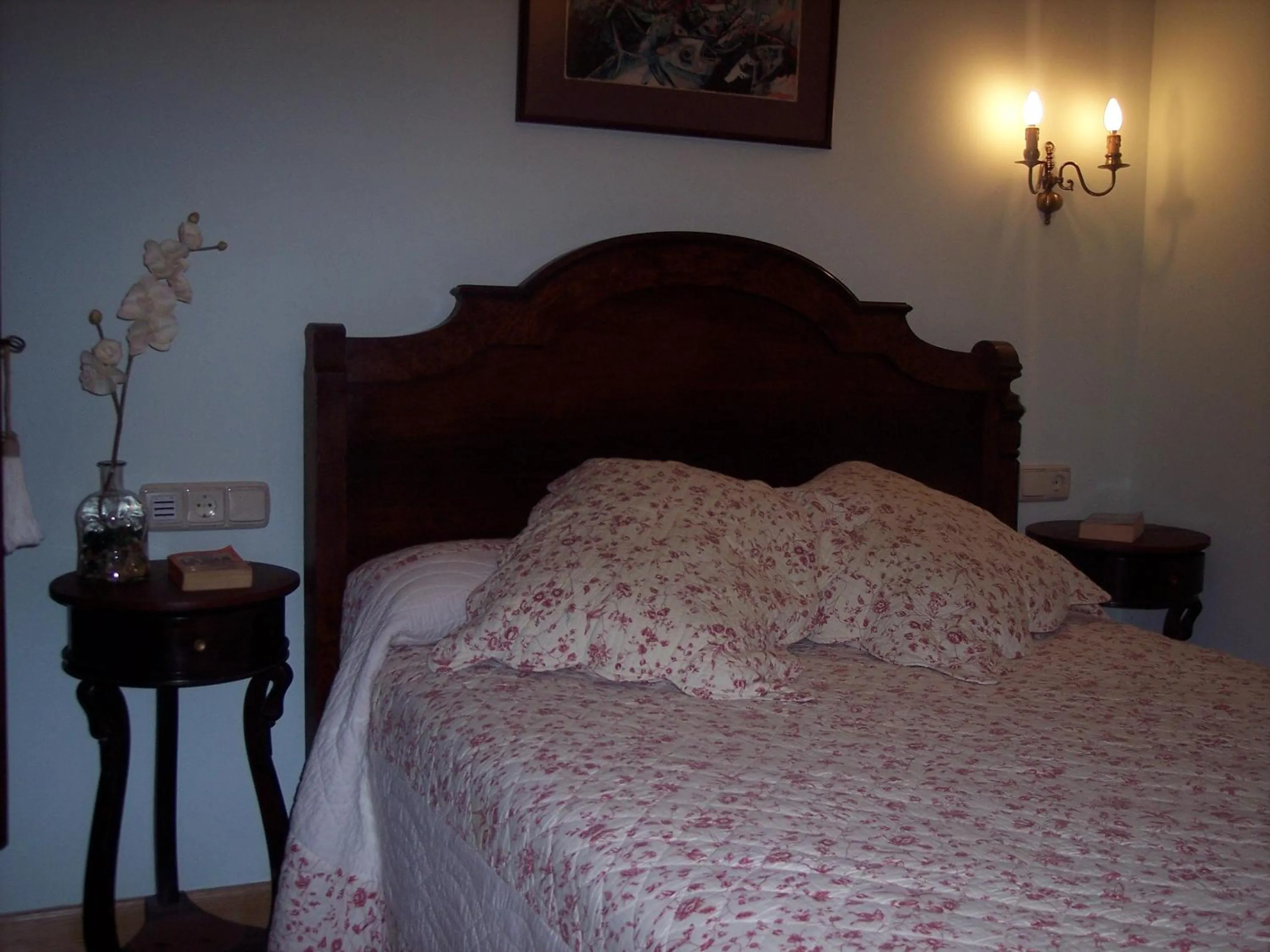 Decorative detail, Bed in Hotel Azkue