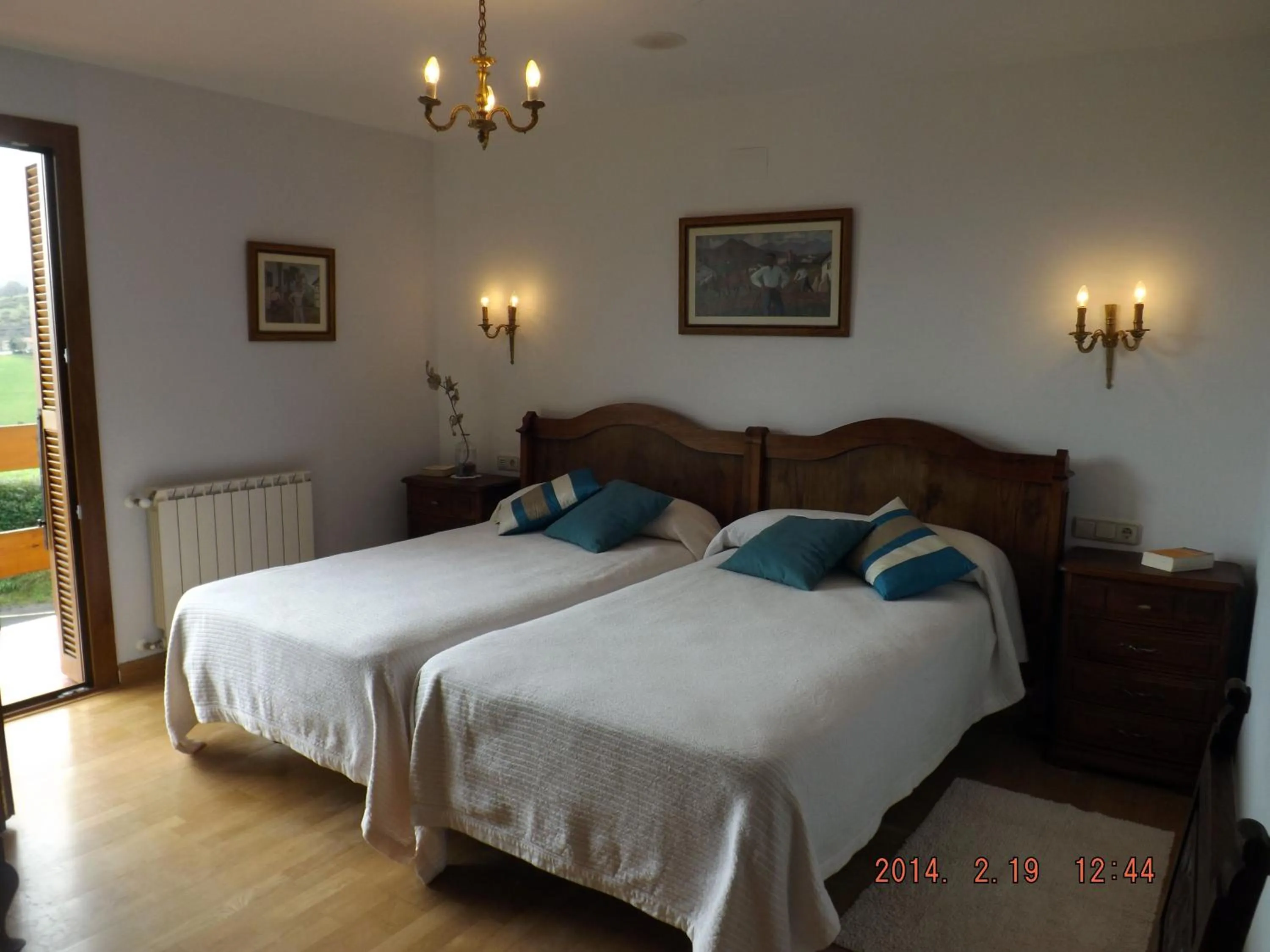 Photo of the whole room, Bed in Hotel Azkue