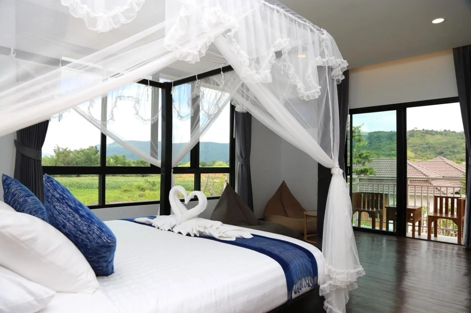 Bed in Phuruakeeree Resort