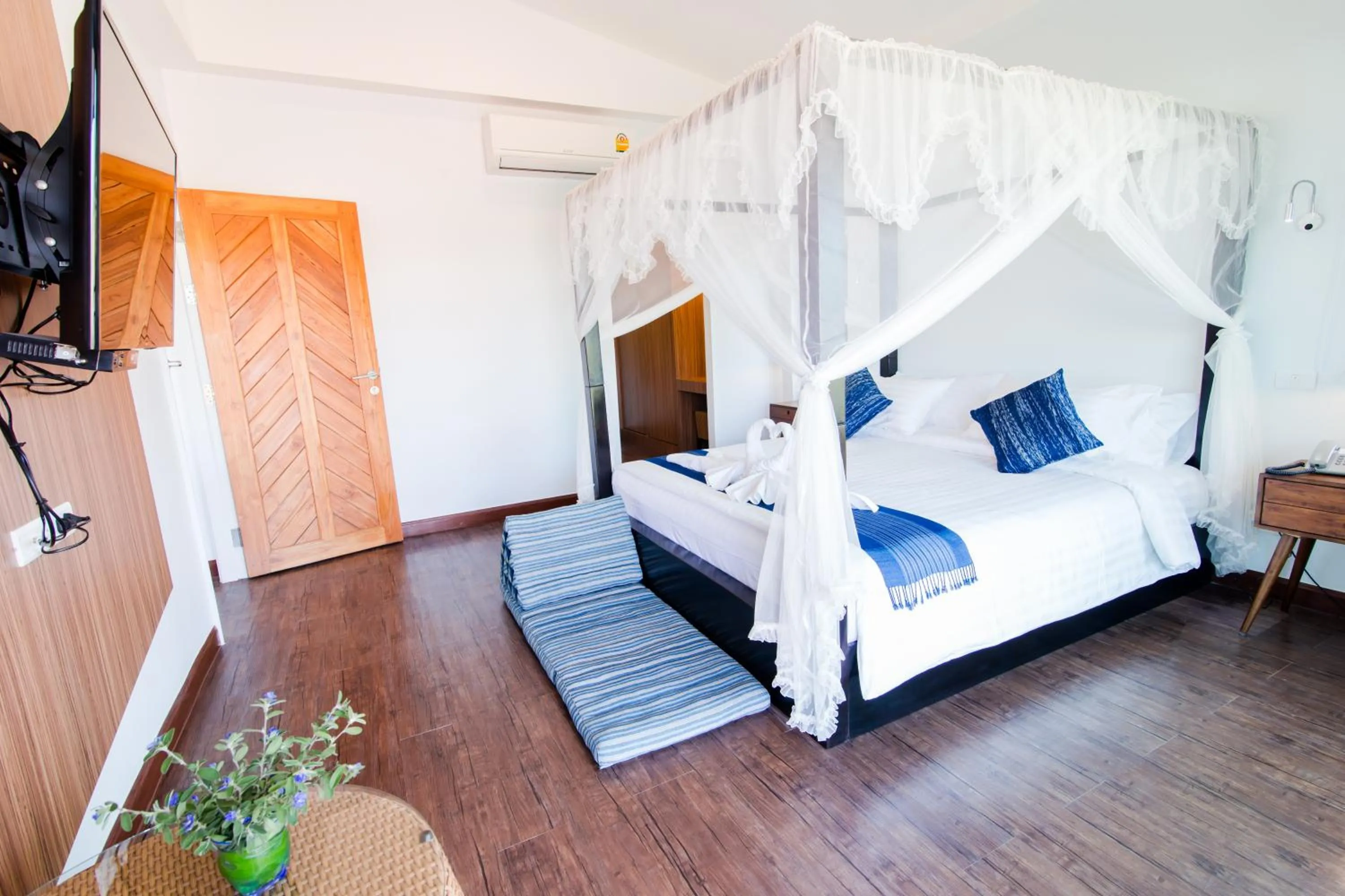 Bedroom, Bed in Phuruakeeree Resort