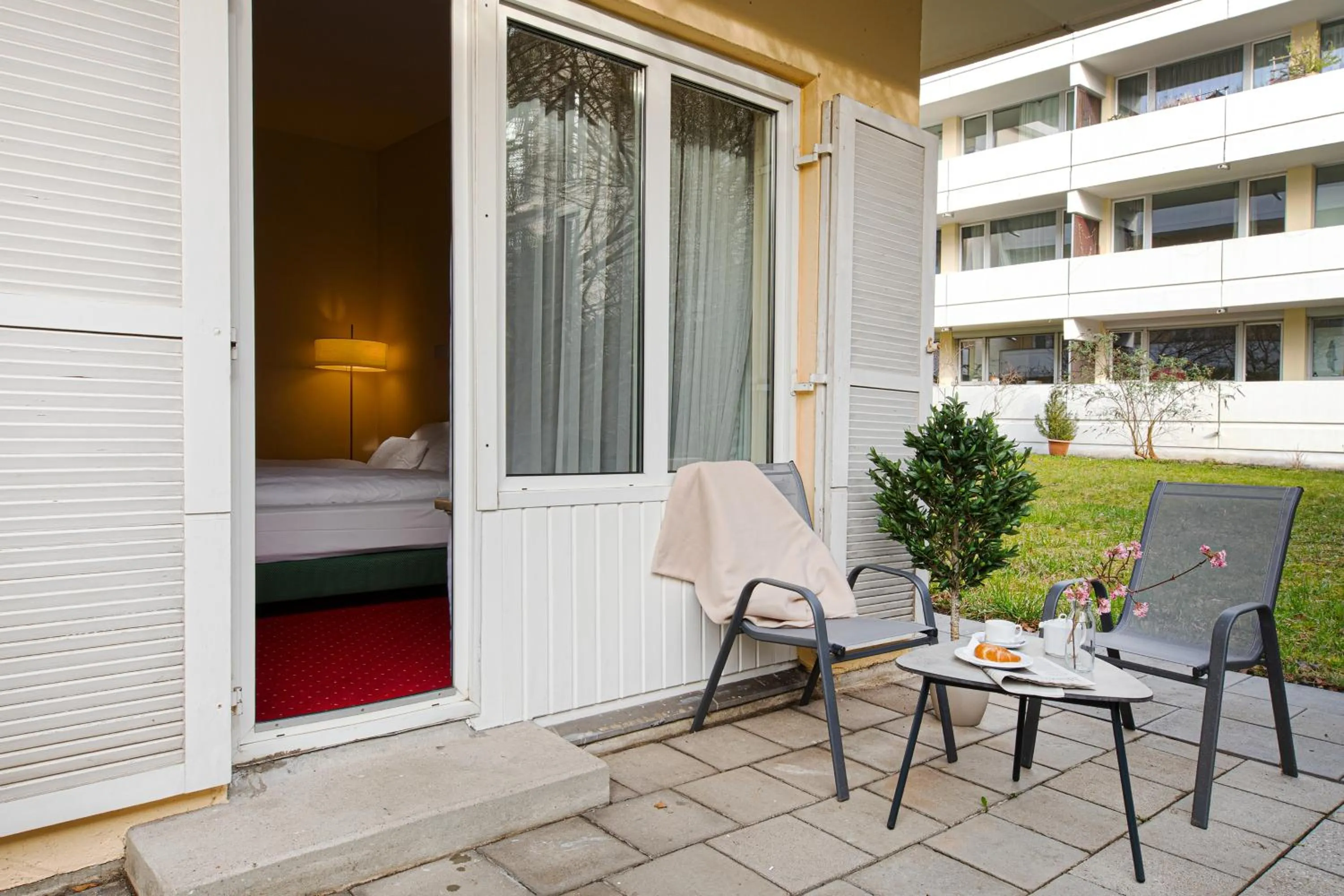 Balcony/Terrace in Hotel Biederstein am Englischen Garten