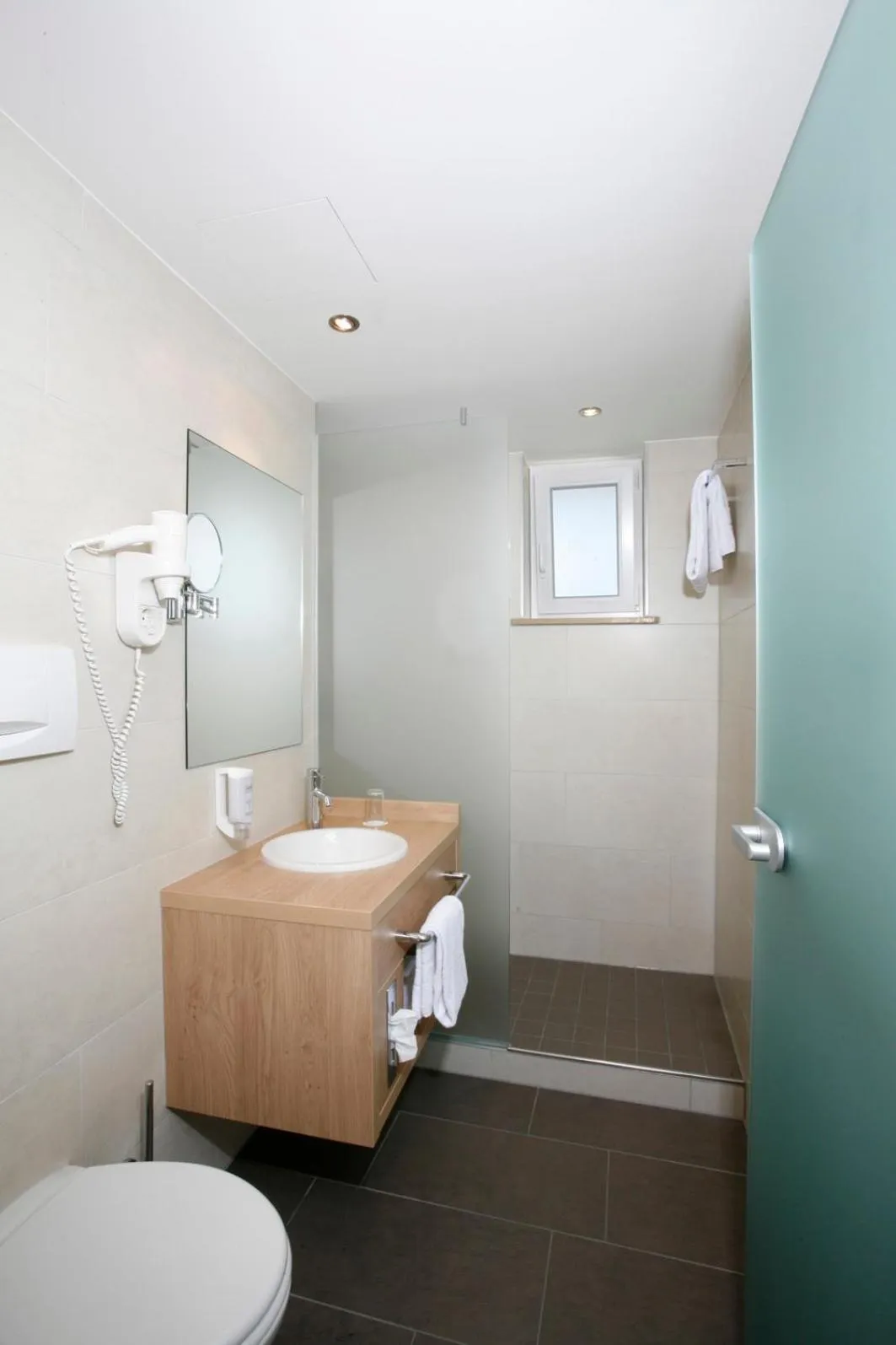 Bathroom in Hotel Biederstein am Englischen Garten