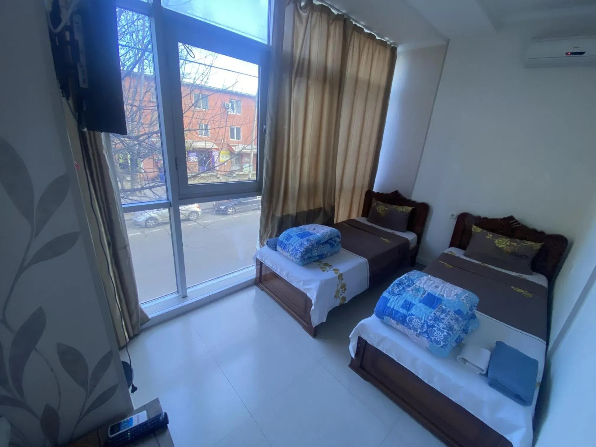 Bedroom in Hotel G & J