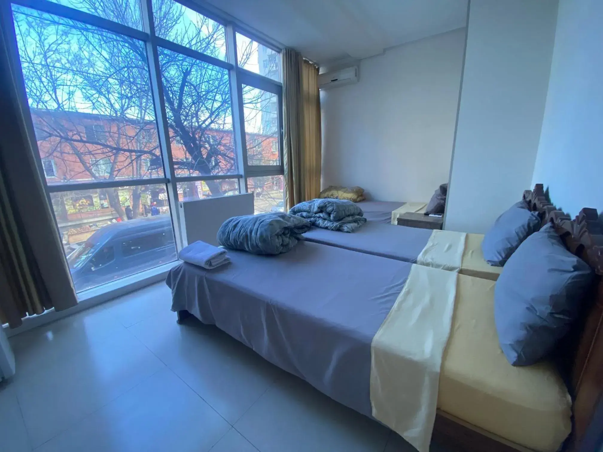 Triple Room with Shared Bathroom in Hotel G & J Triple Room with Shared Bathroom in Hotel G & J