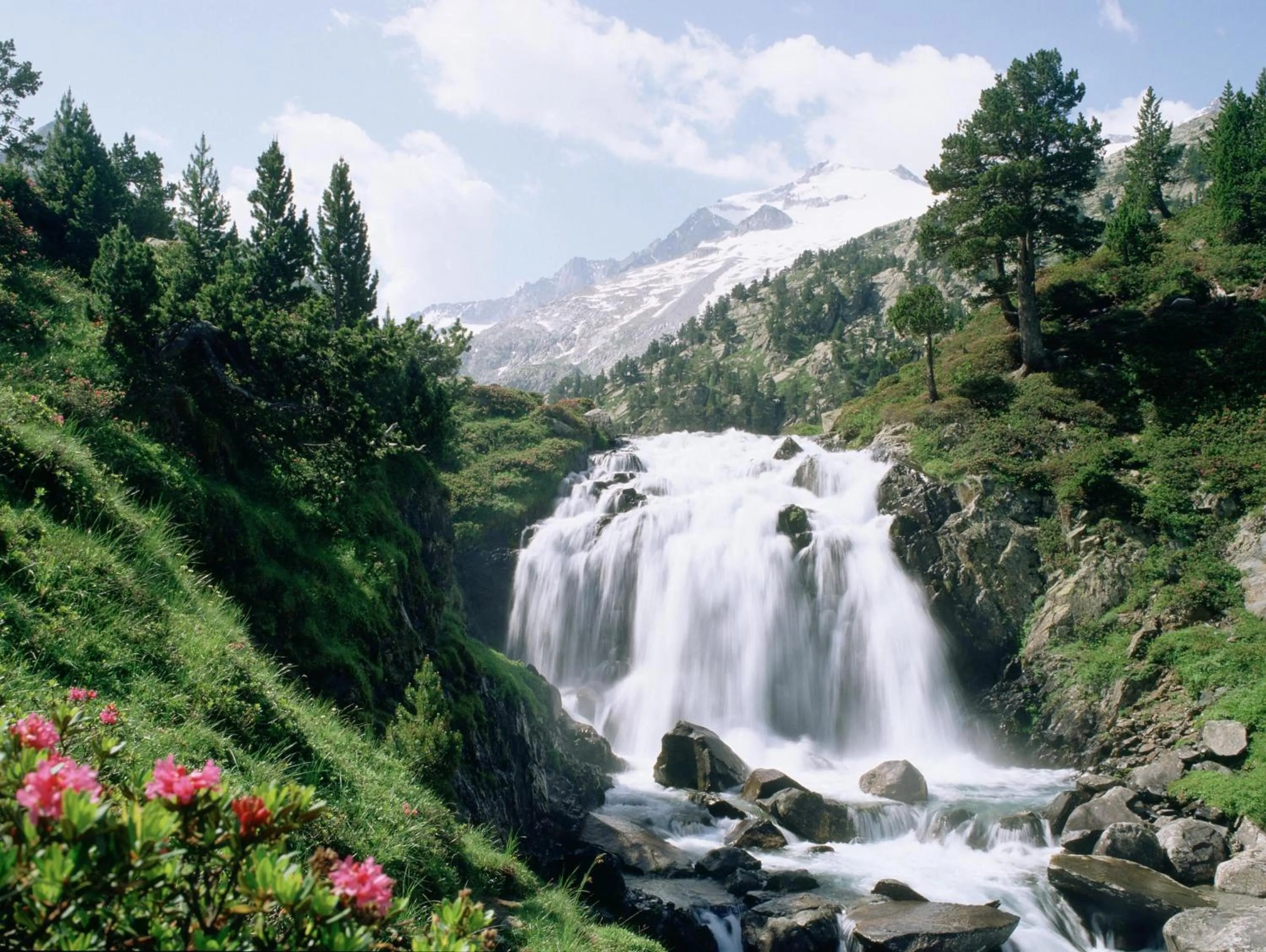 Hiking in Hotel Diamó