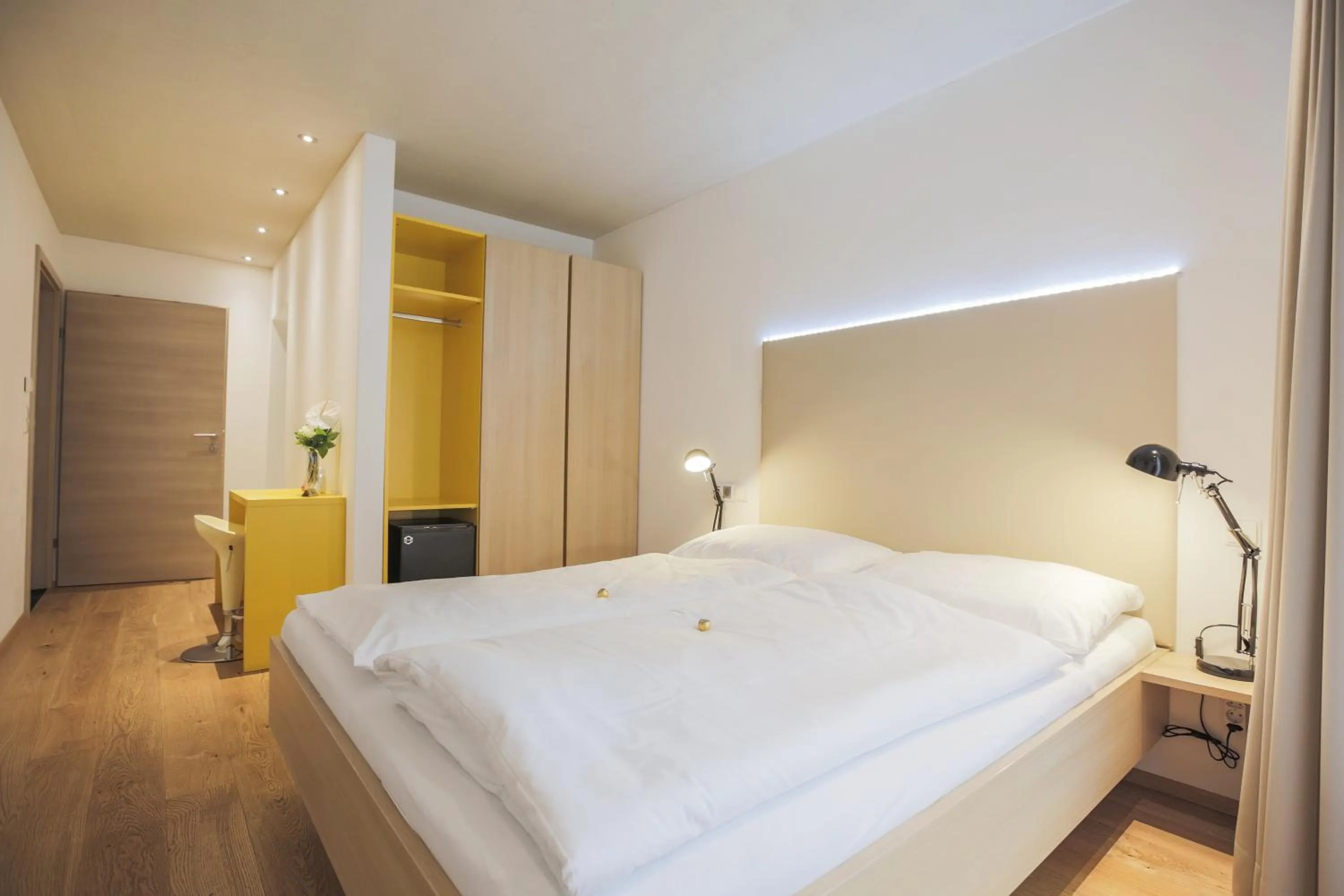 Bed in Room 4 & 5 Apartments