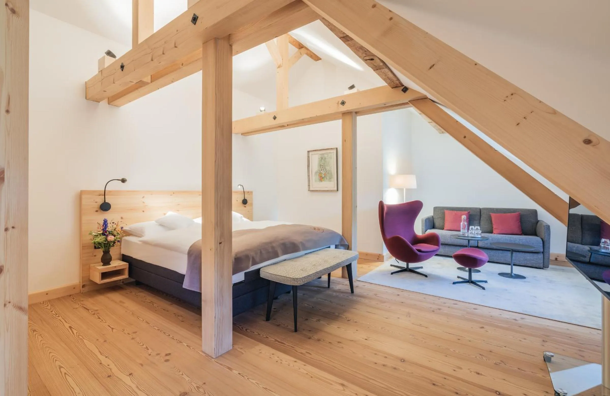 Photo of the whole room, Bed in Parkhotel Margna Superior