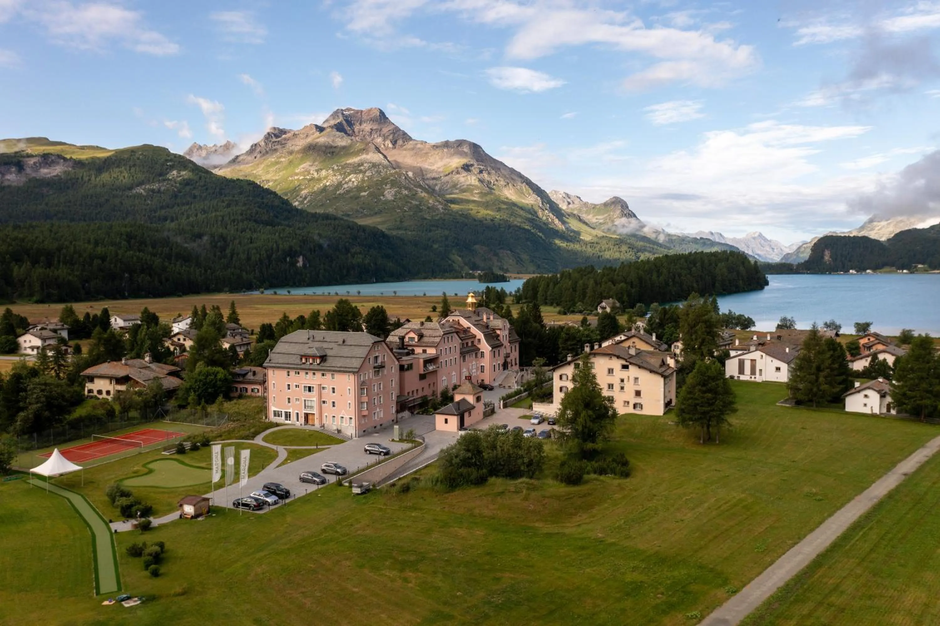 Property building in Parkhotel Margna Superior