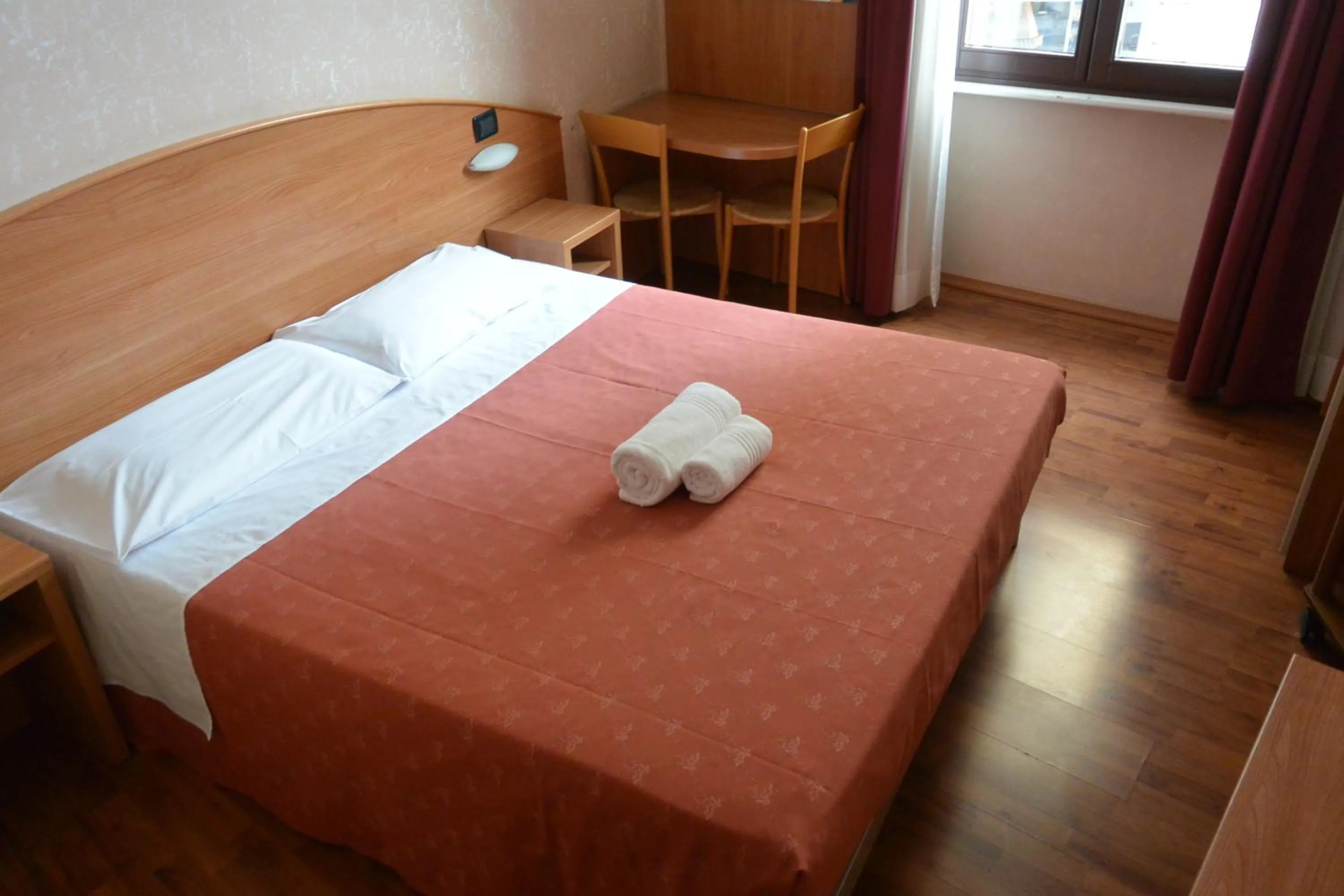Bed in Hotel Nuovo
