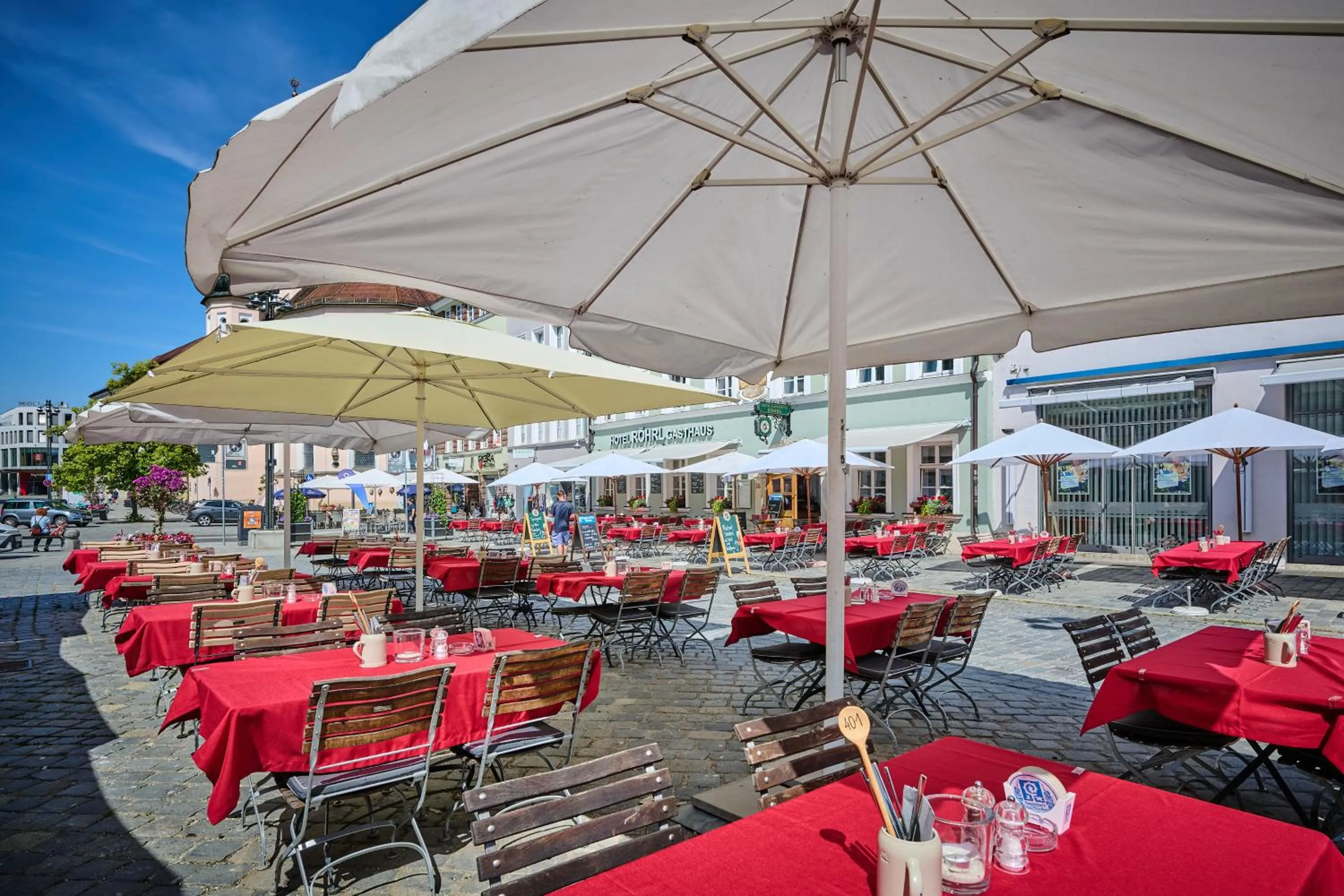 Restaurant/places to eat in Hotel & Gasthaus DAS RÖHRL Straubing