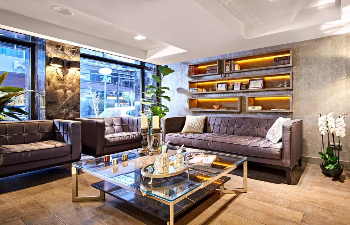 Day in The New Hotel Zeybek