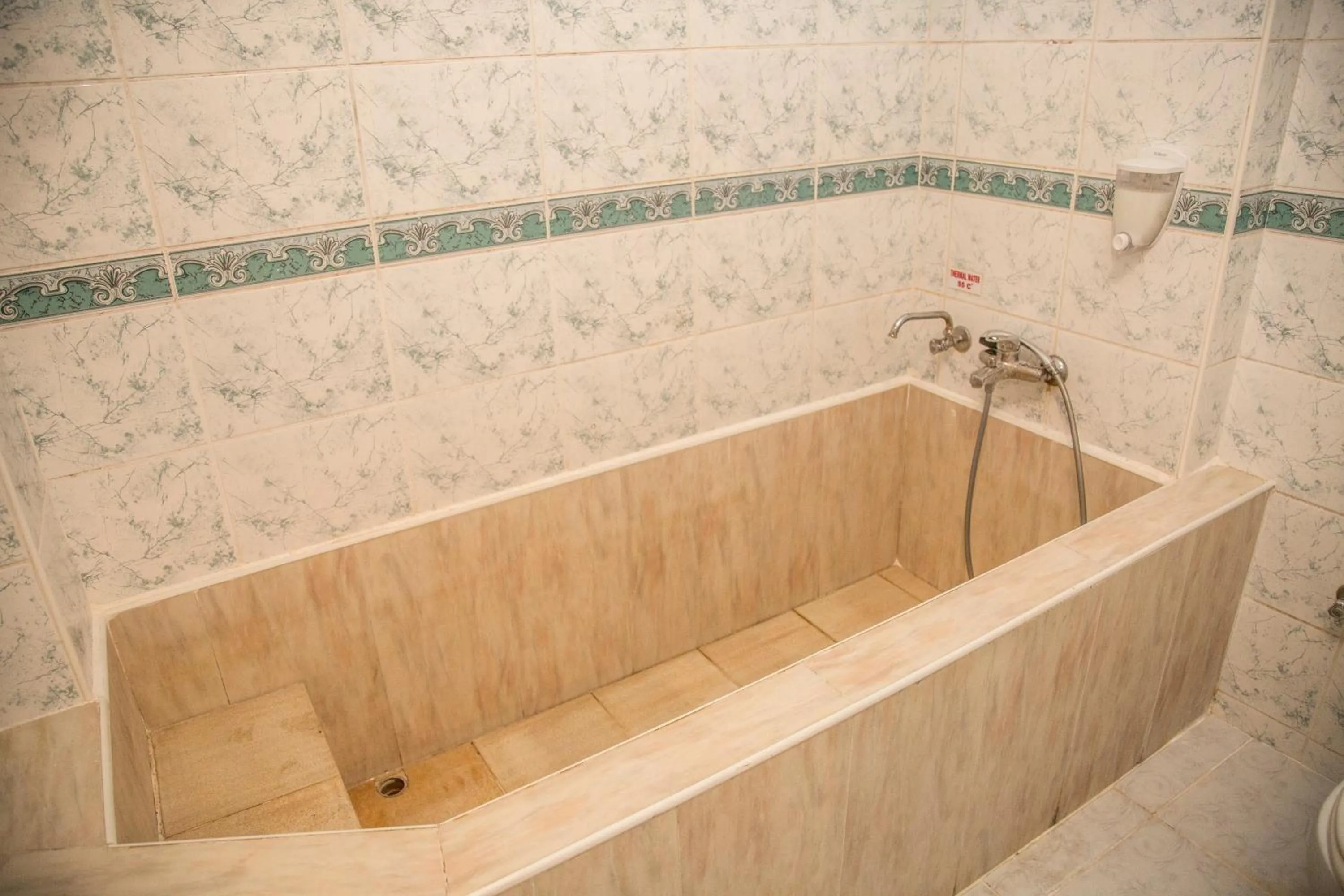 Bathroom in Reis Thermal Otel