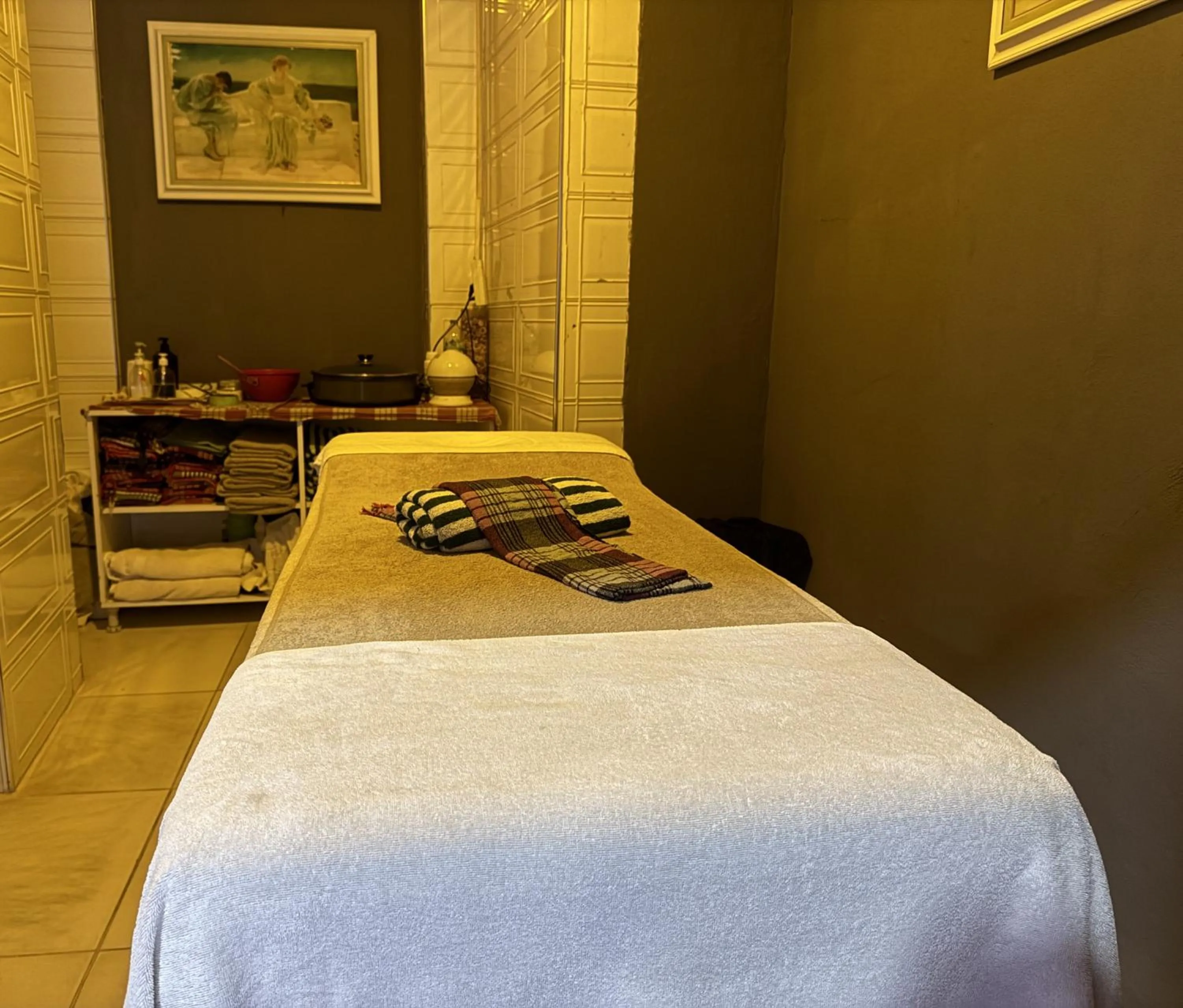 Massage, Bed in Reis Thermal Otel