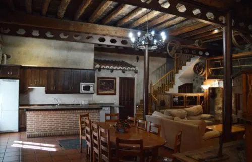 Communal lounge/ TV room in Casa Rural El Molino I