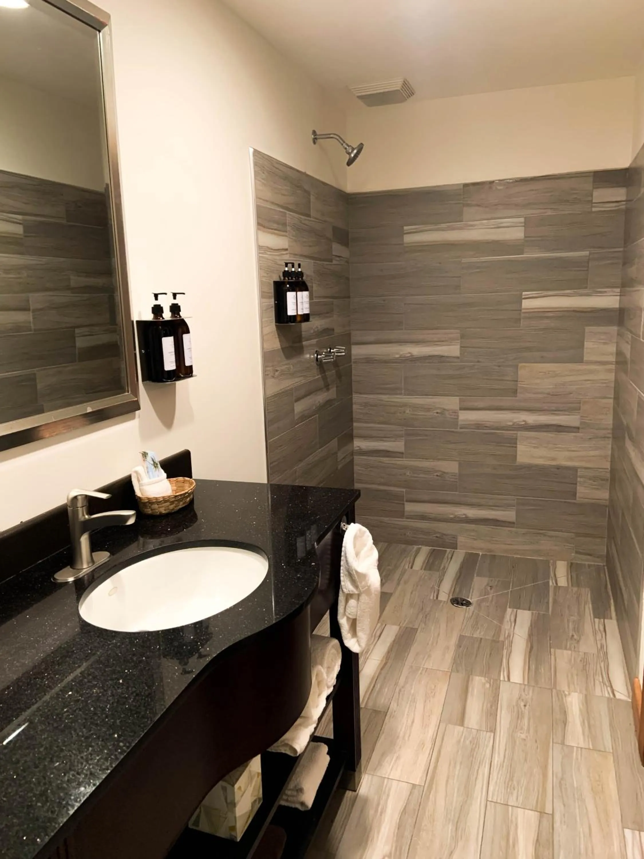 Shower in Hotel Hacienda Santana