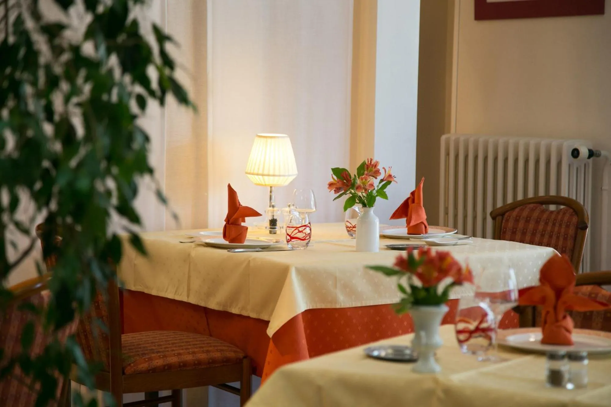 Decorative detail in Logis Hôtel Auberge de la Rose