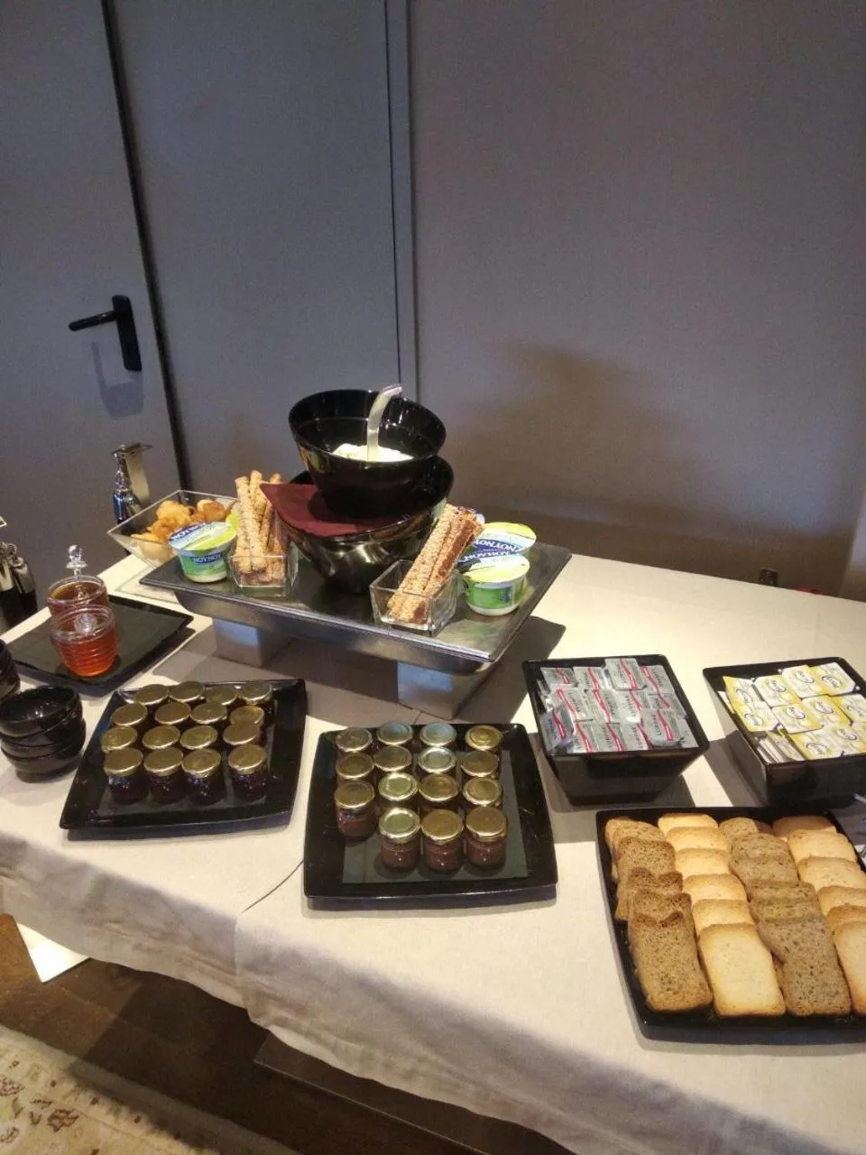 Buffet breakfast in Miramonte Chalet Hotel Spa