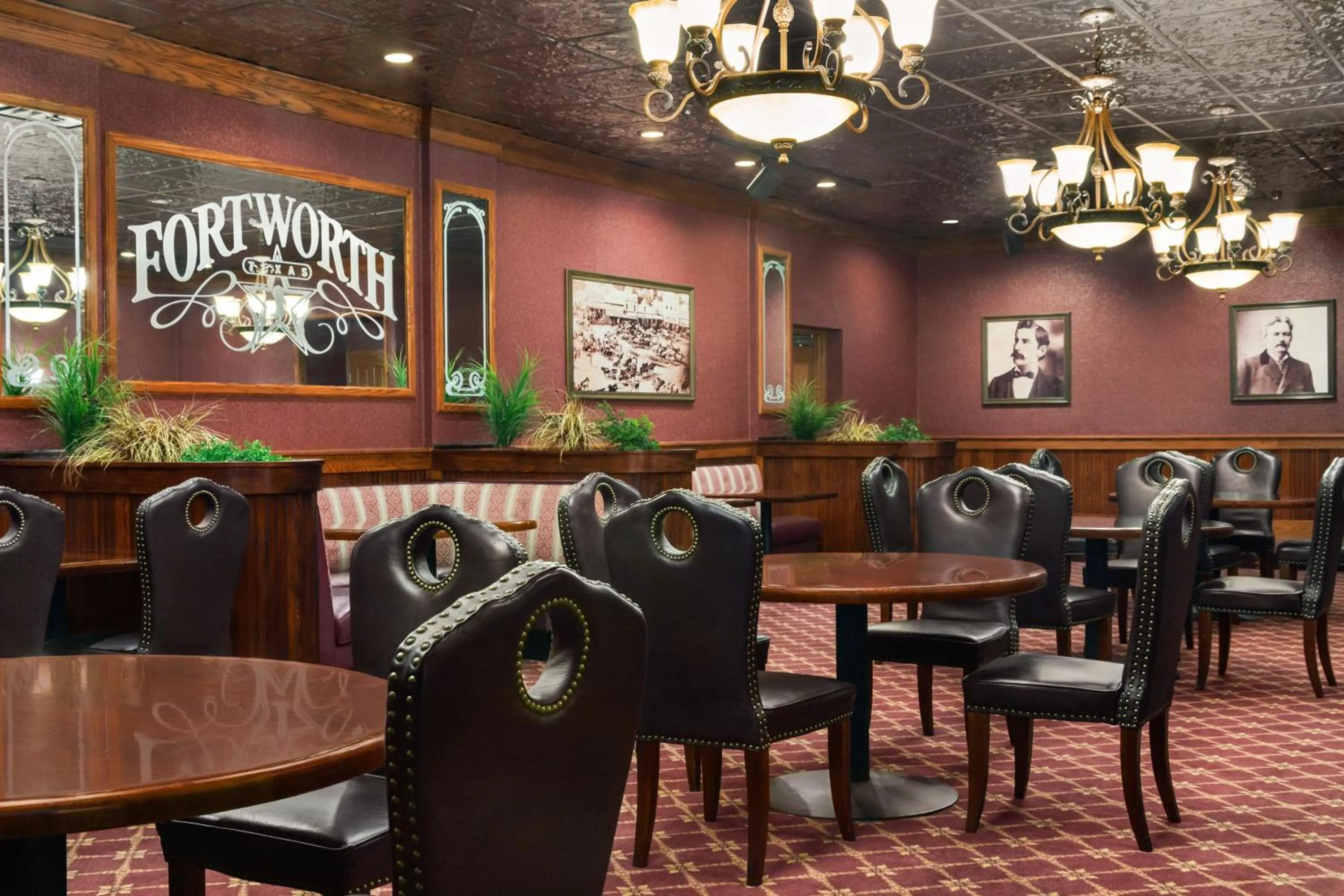 Banquet/Function facilities in Radisson Hotel Fort Worth North-Fossil Creek