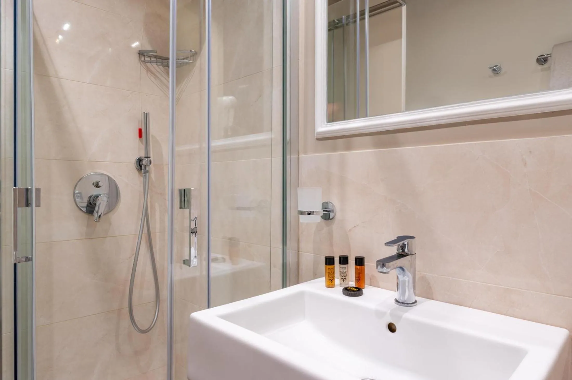 Bathroom in Excelsior Palace Hotel