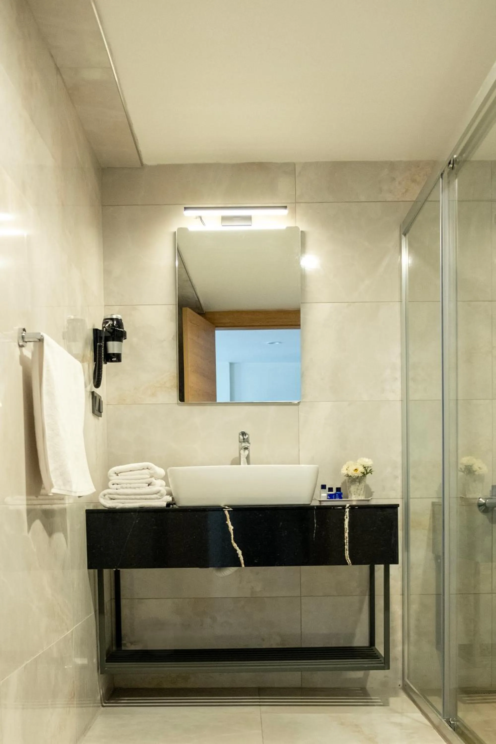 Bathroom in Grand Keskin Otel