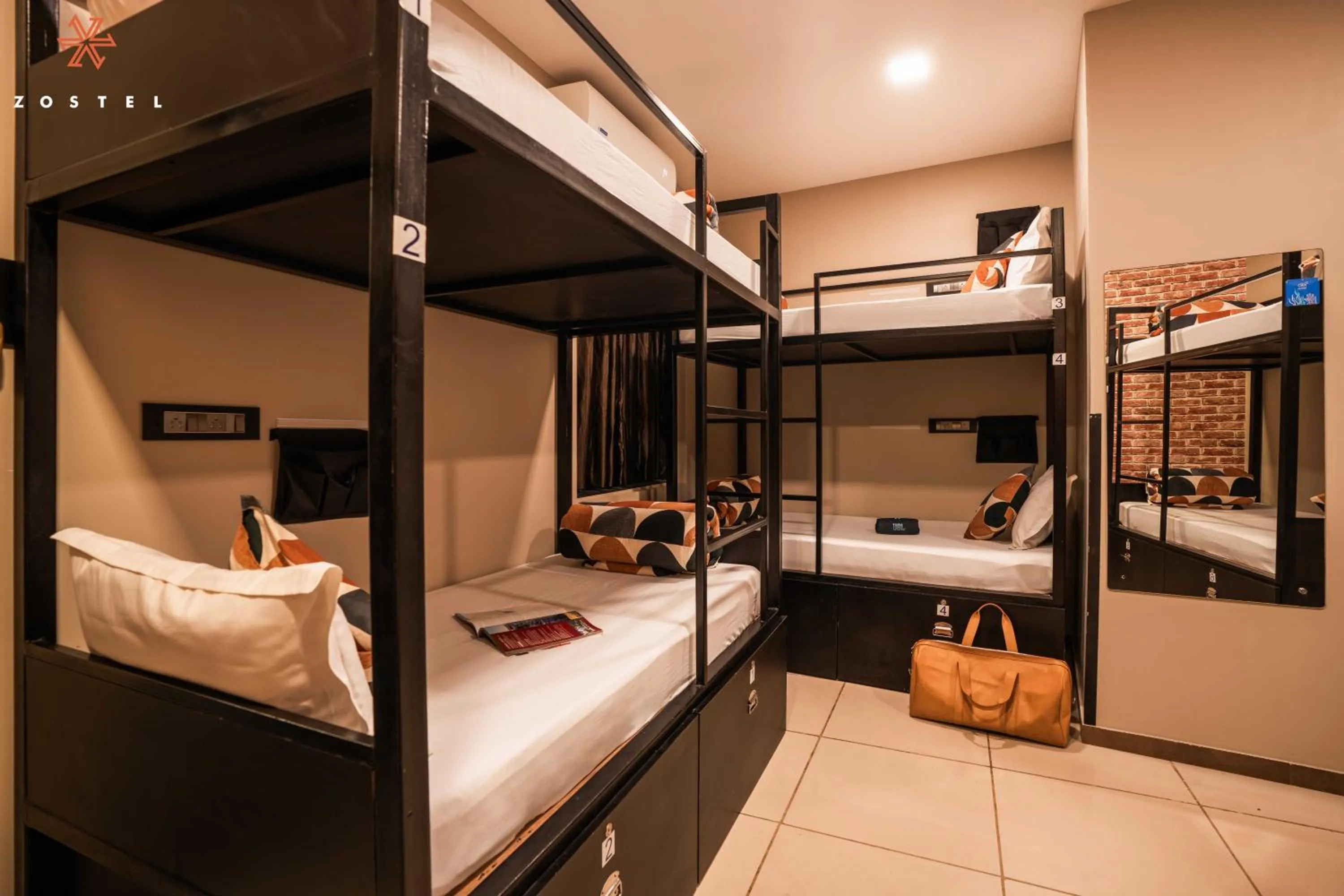 Bed in Zostel Mumbai