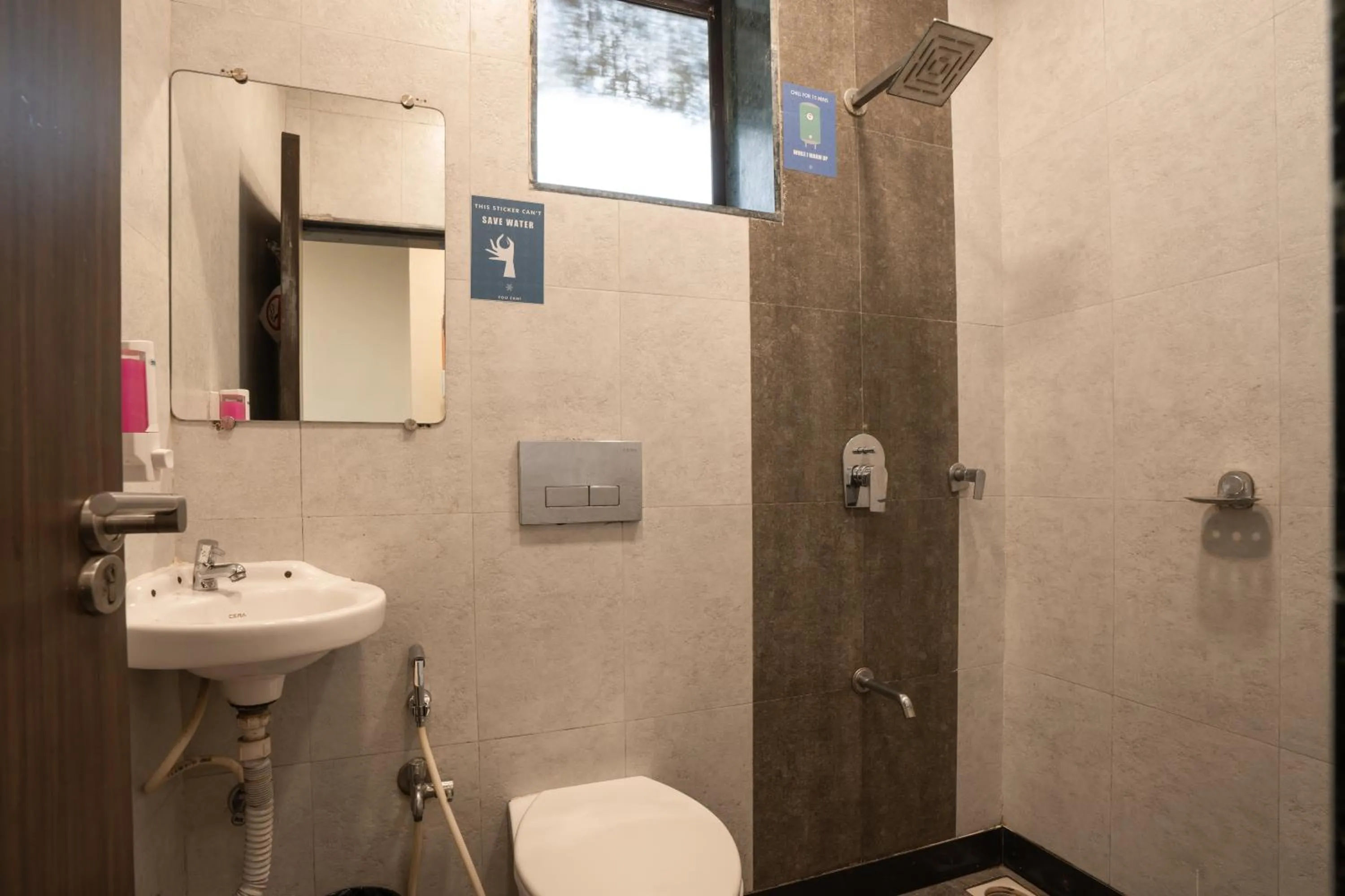 Shower in Zostel Mumbai