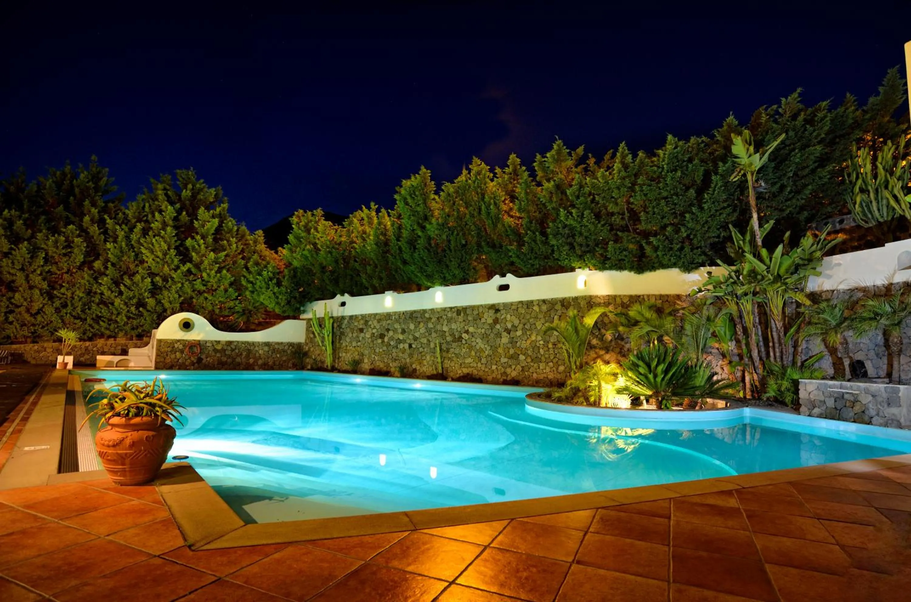 Property building in Gattopardo Park Hotel