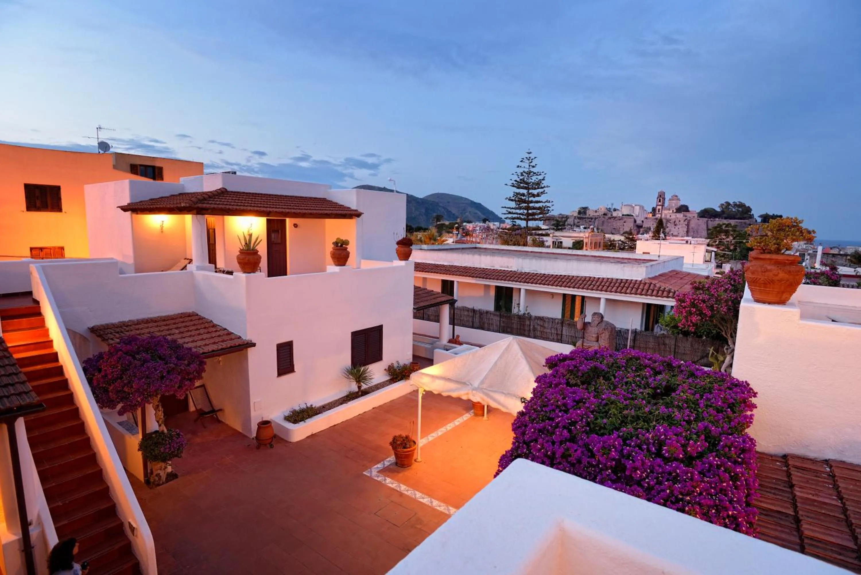 Neighbourhood in Gattopardo Park Hotel