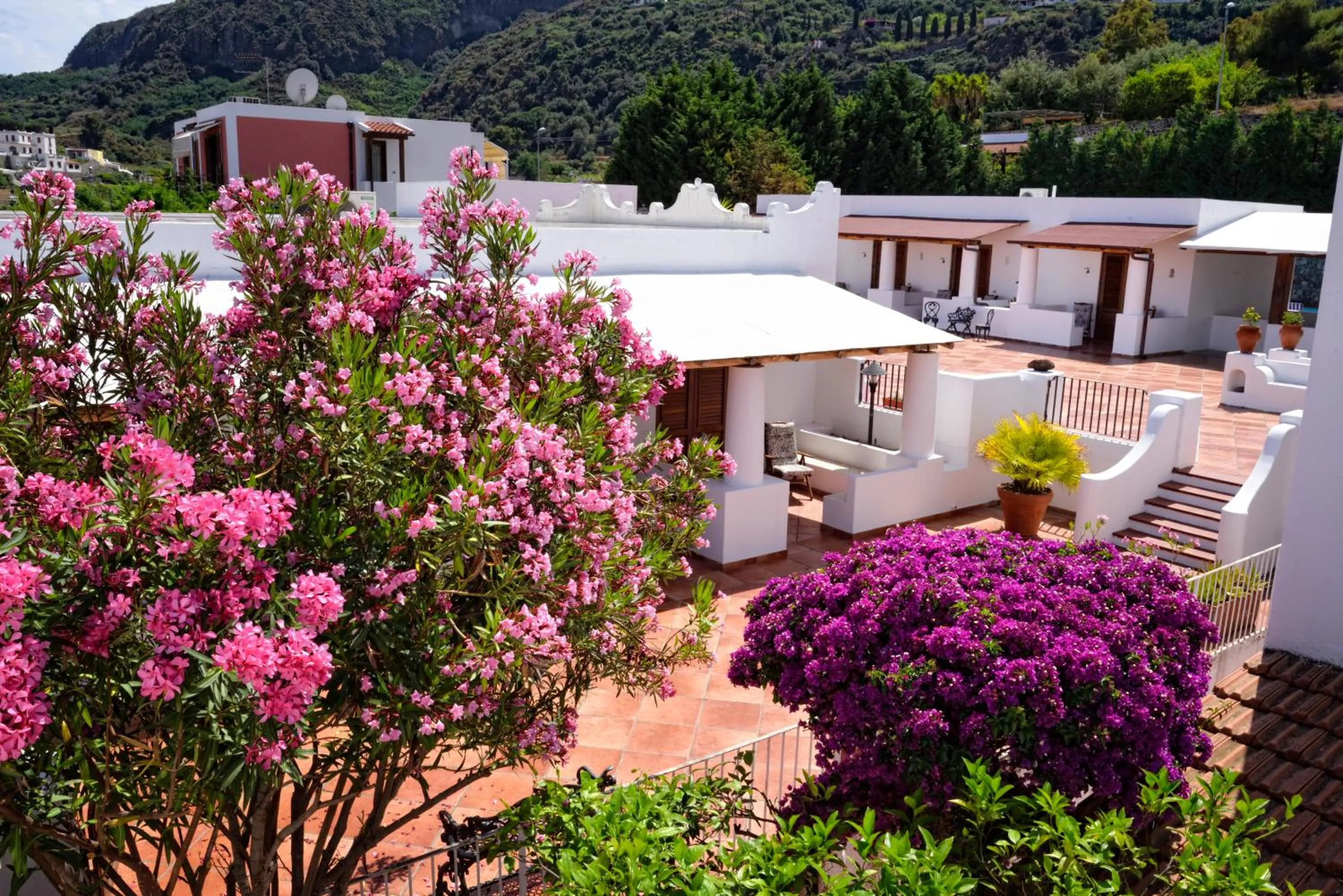 Property building in Gattopardo Park Hotel