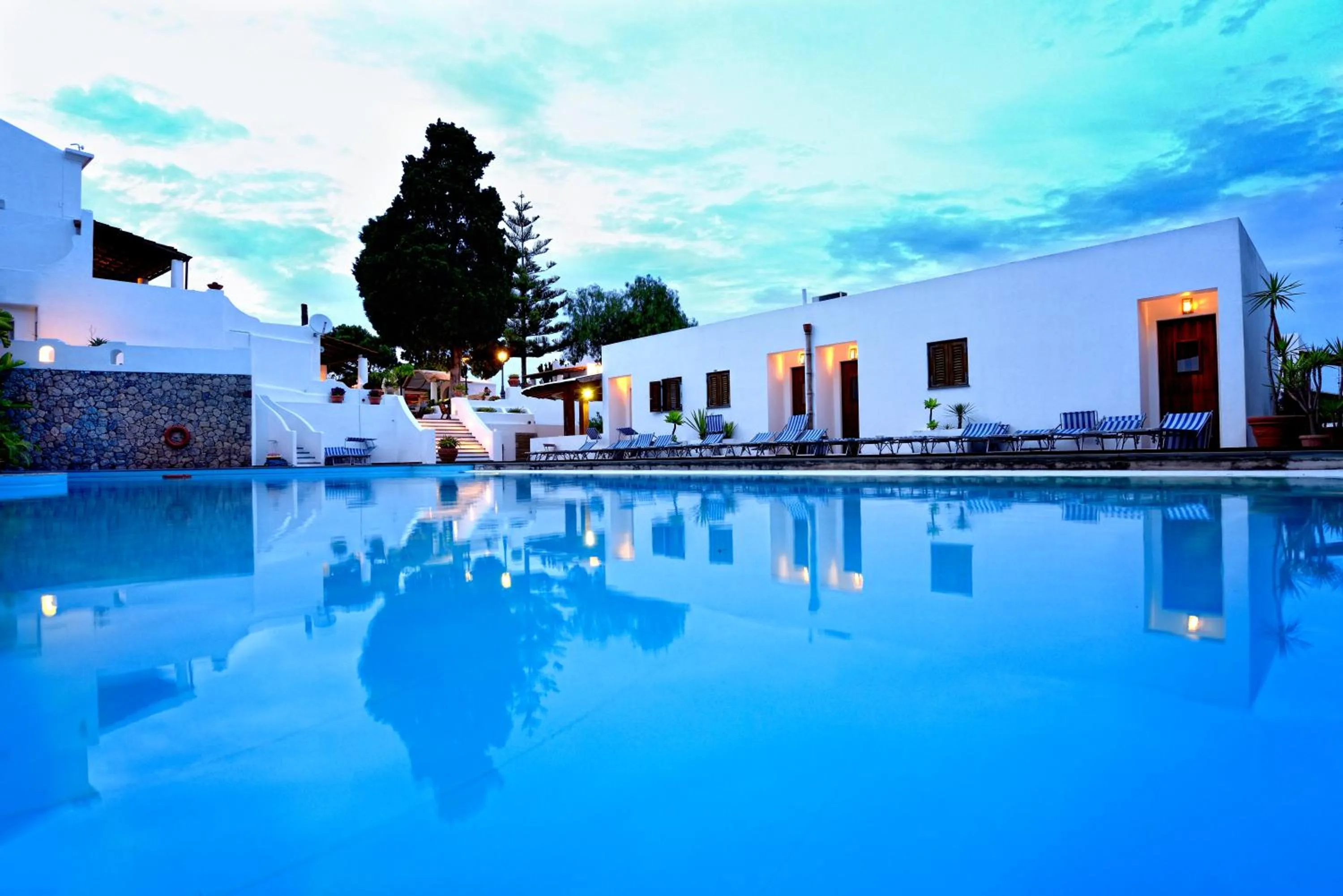 Pool view in Gattopardo Park Hotel
