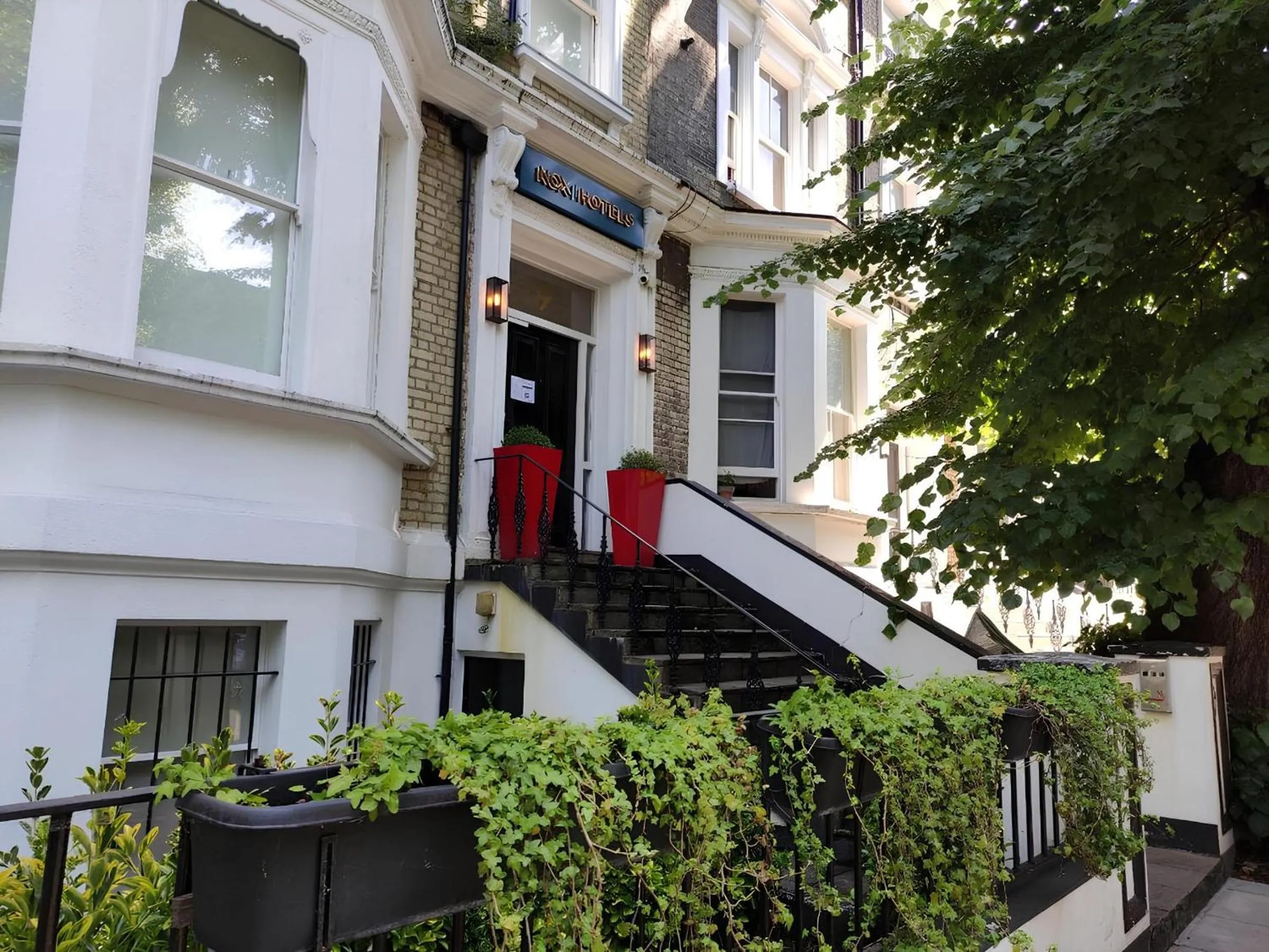 Property building in NOX Olympia