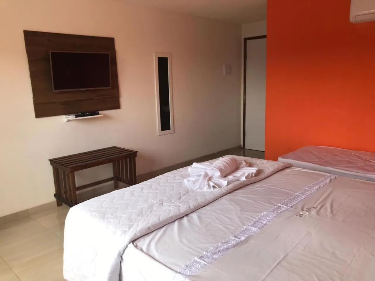 Bedroom, Bed in Pousada Maraoka