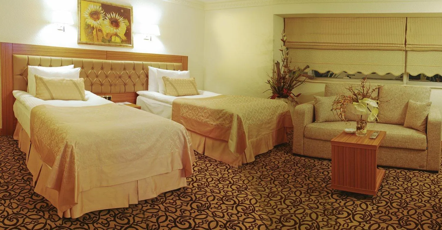 Bedroom in Emir Royal Hotel