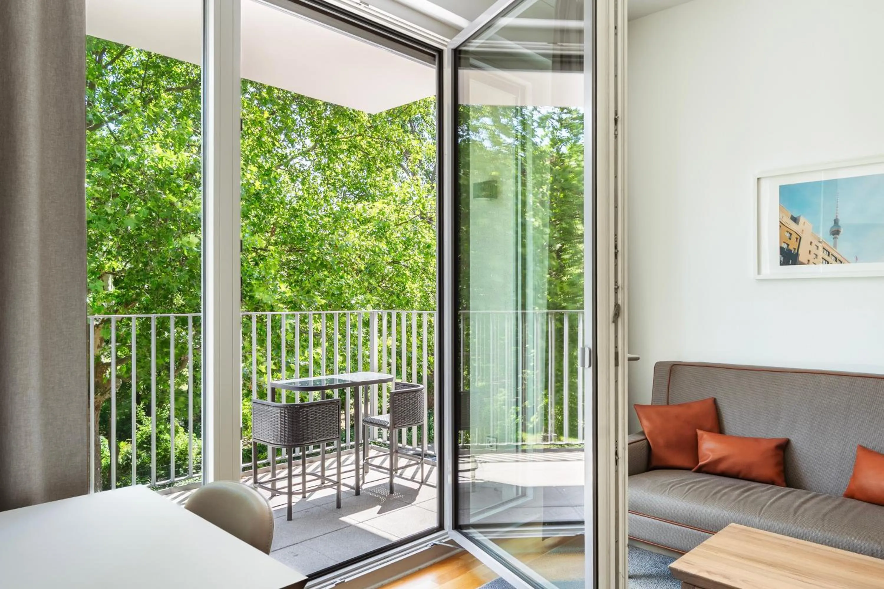 Balcony/Terrace, Bed in HighPark Berlin am Potsdamer Platz