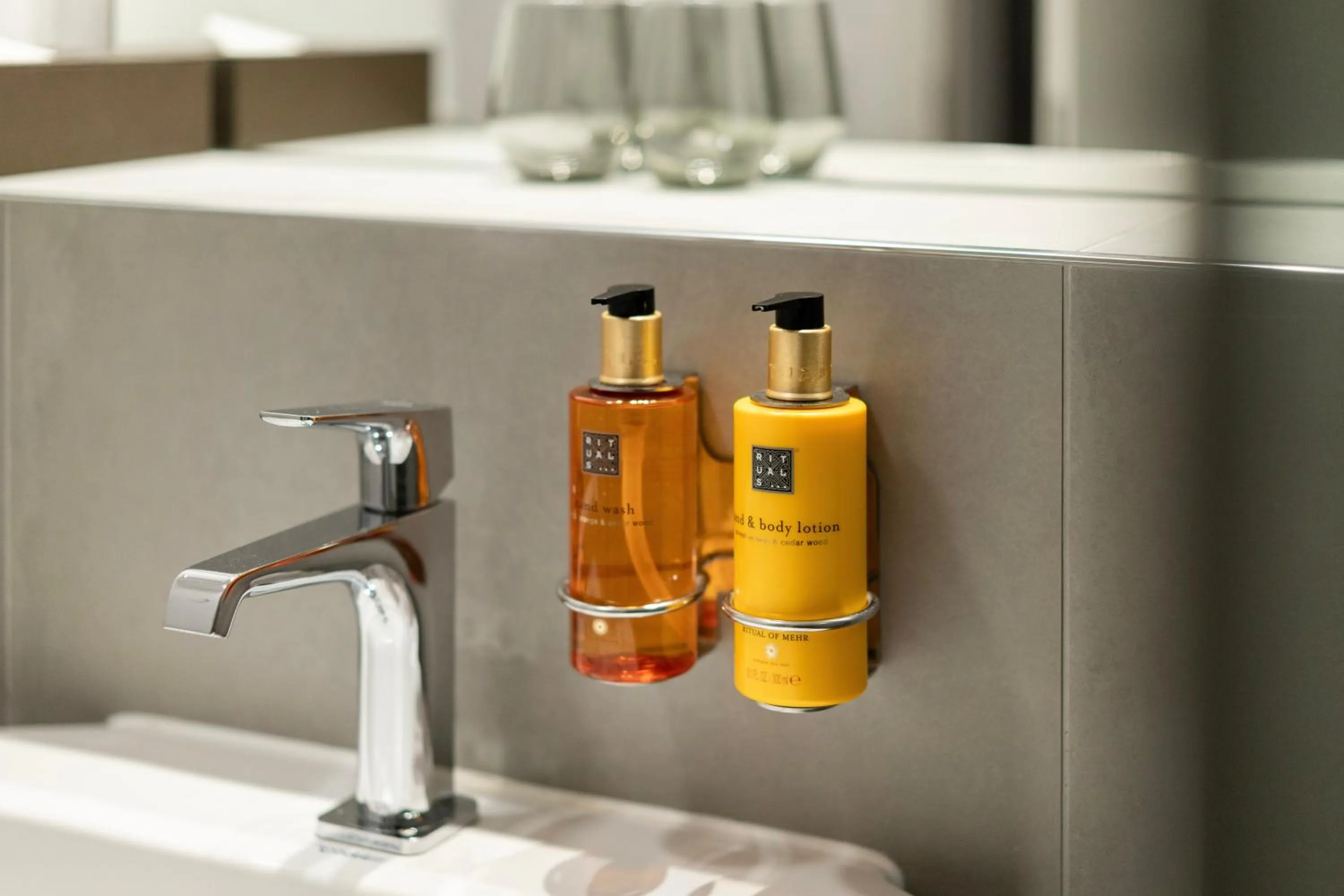 Bathroom in HighPark Berlin am Potsdamer Platz