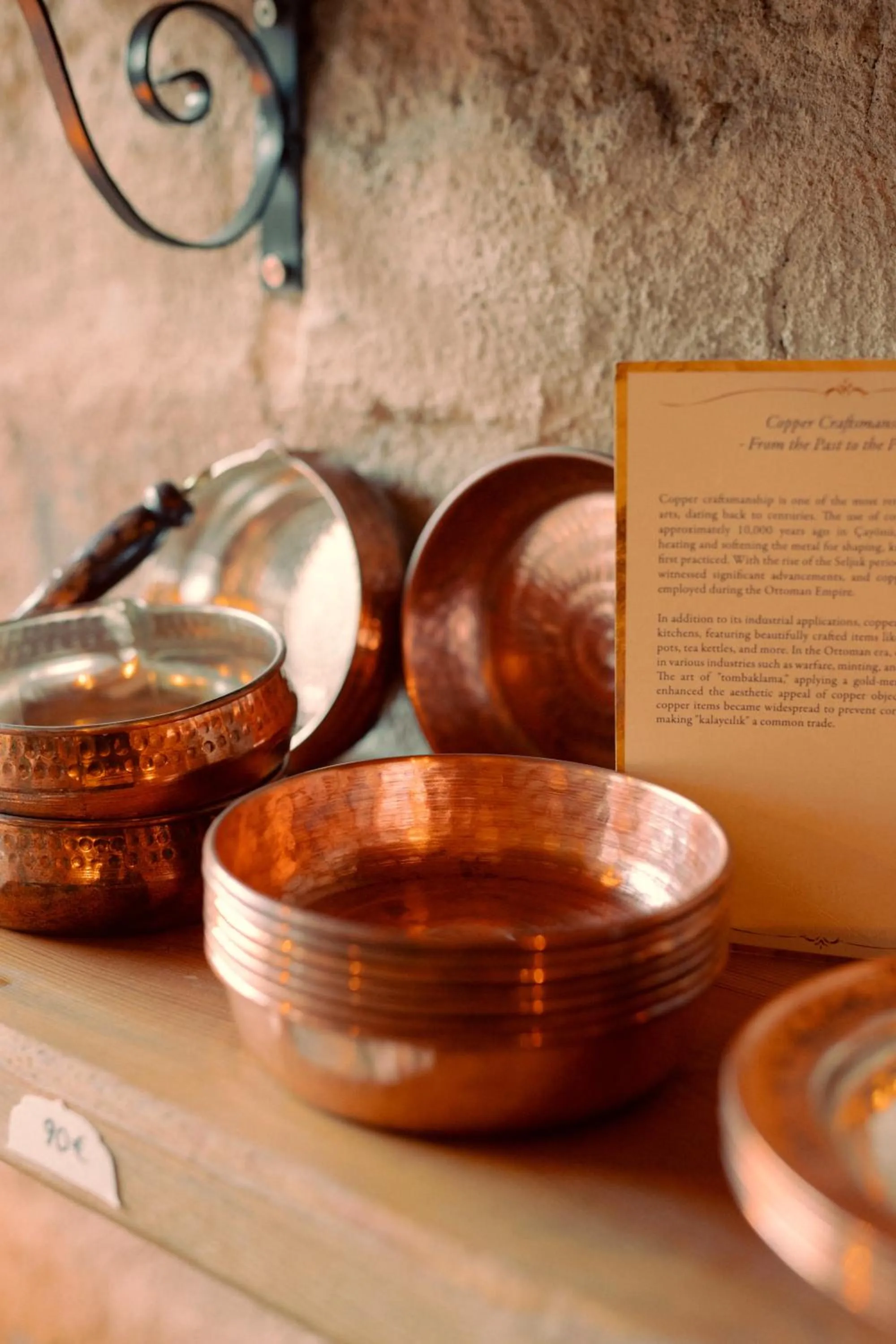 Shopping Area in Sultan Cave Suites