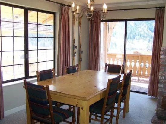 Property building in Rr-interlaken 05