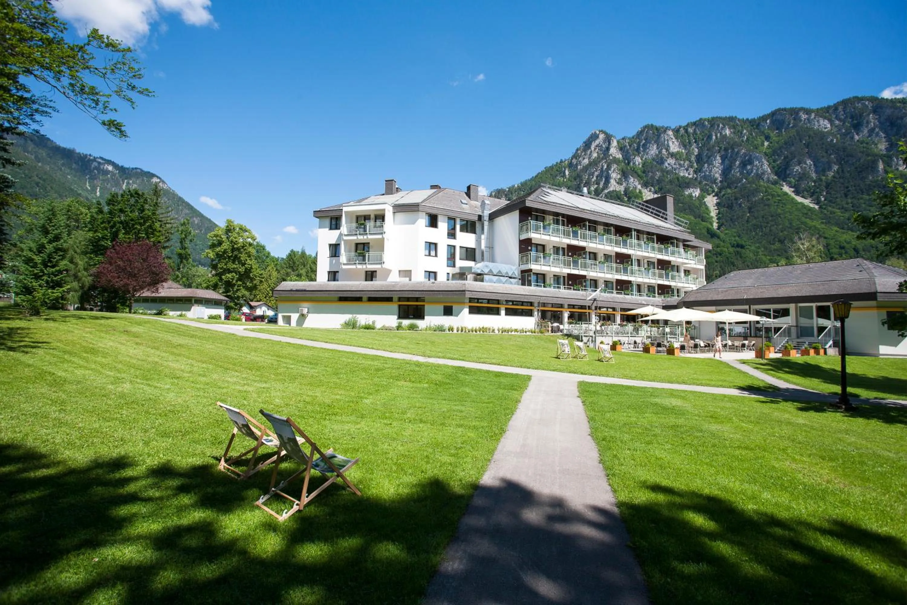Summer in Parkhotel Hirschwang