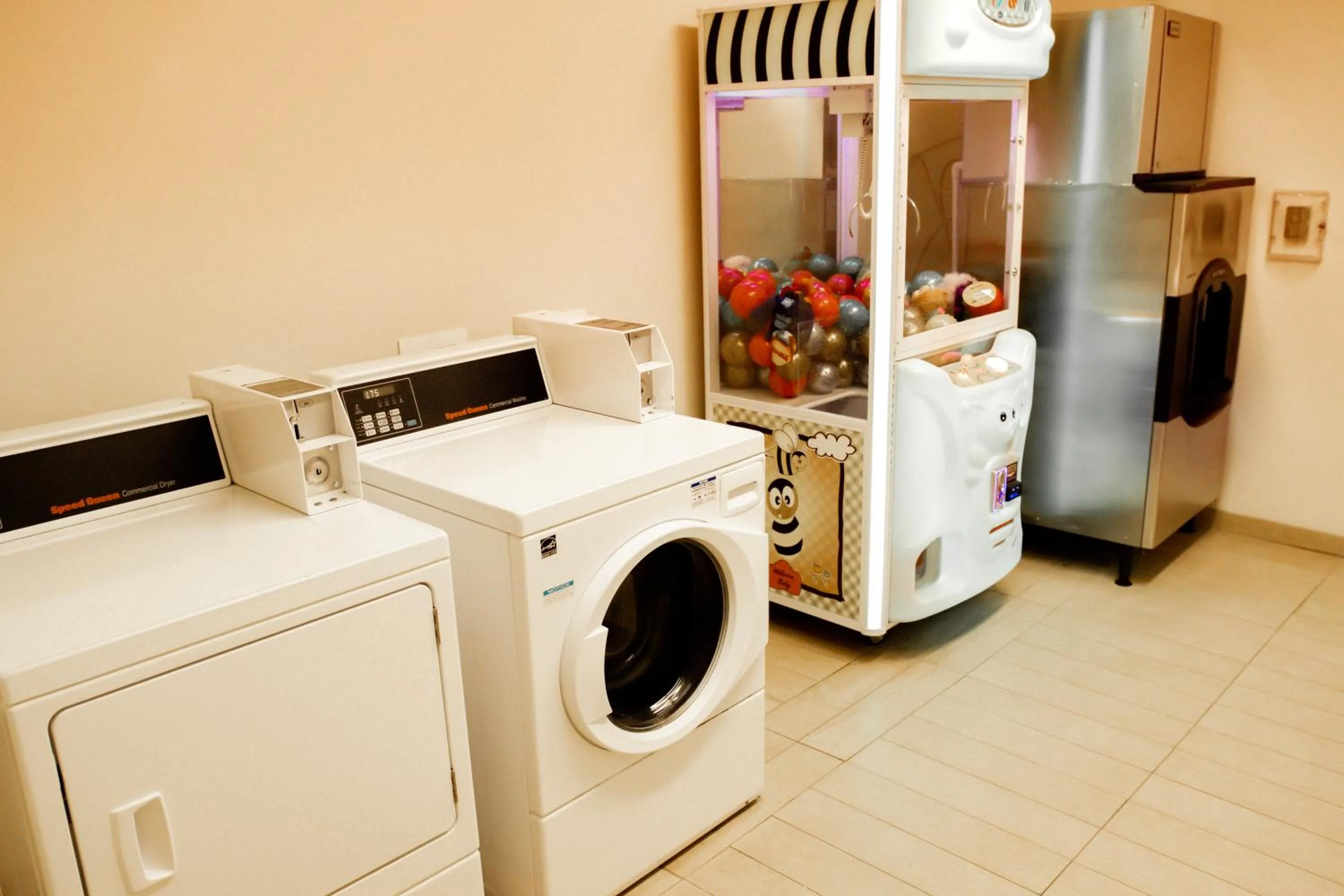 Black Gold Suites Stanley