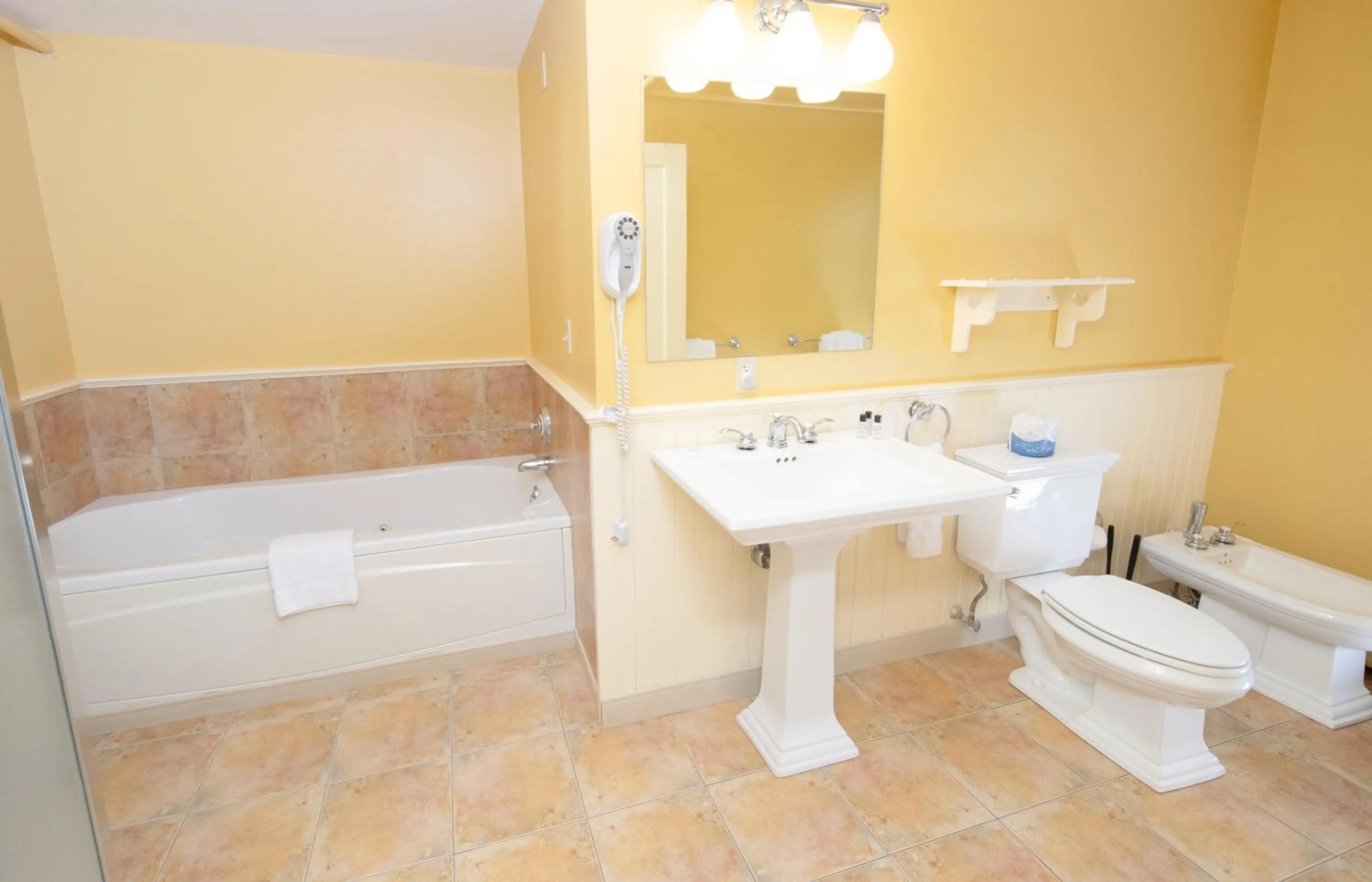 Bathroom in The New London Inn