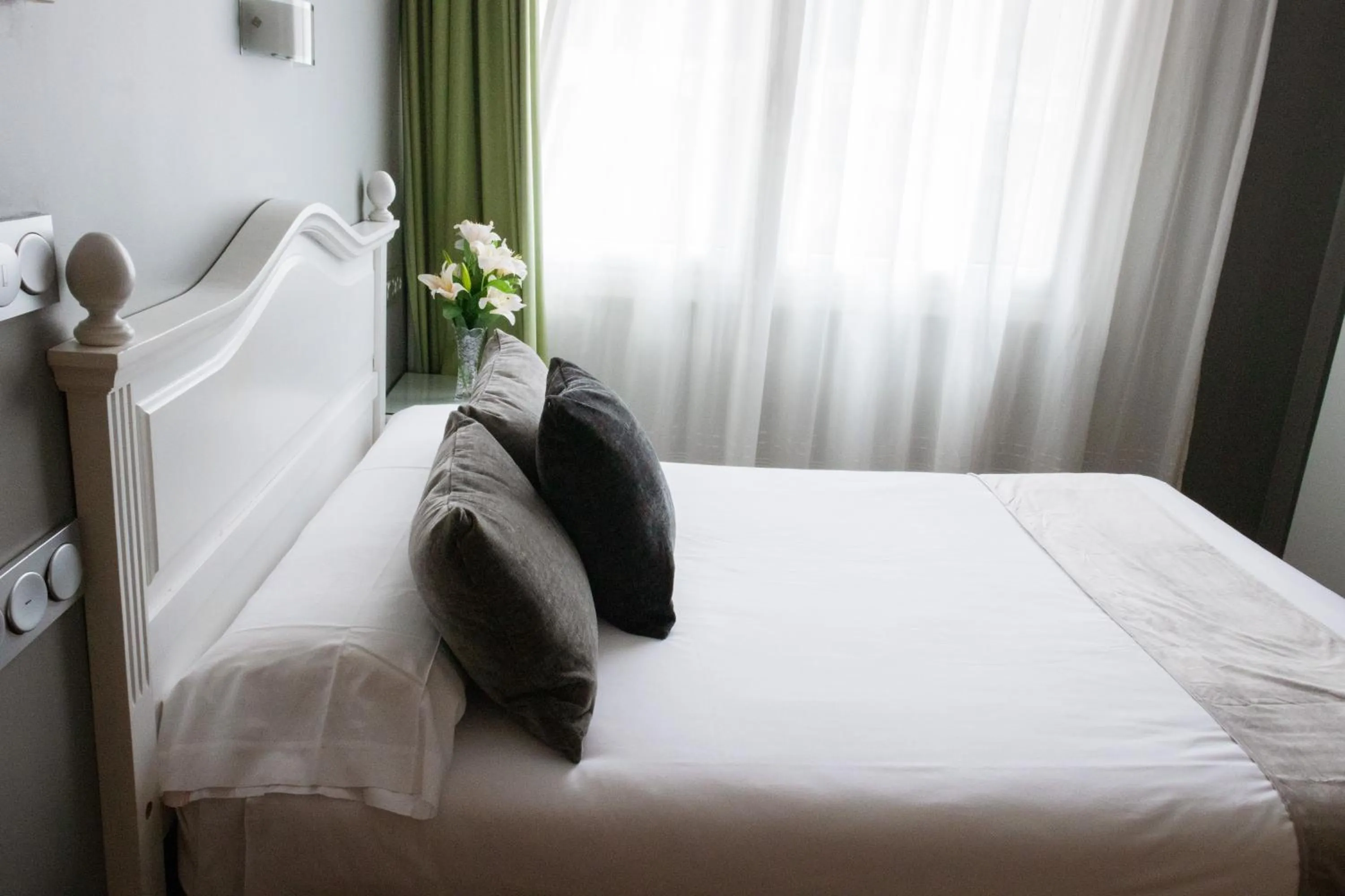 Bedroom, Bed in Hotel Villa De Ermua