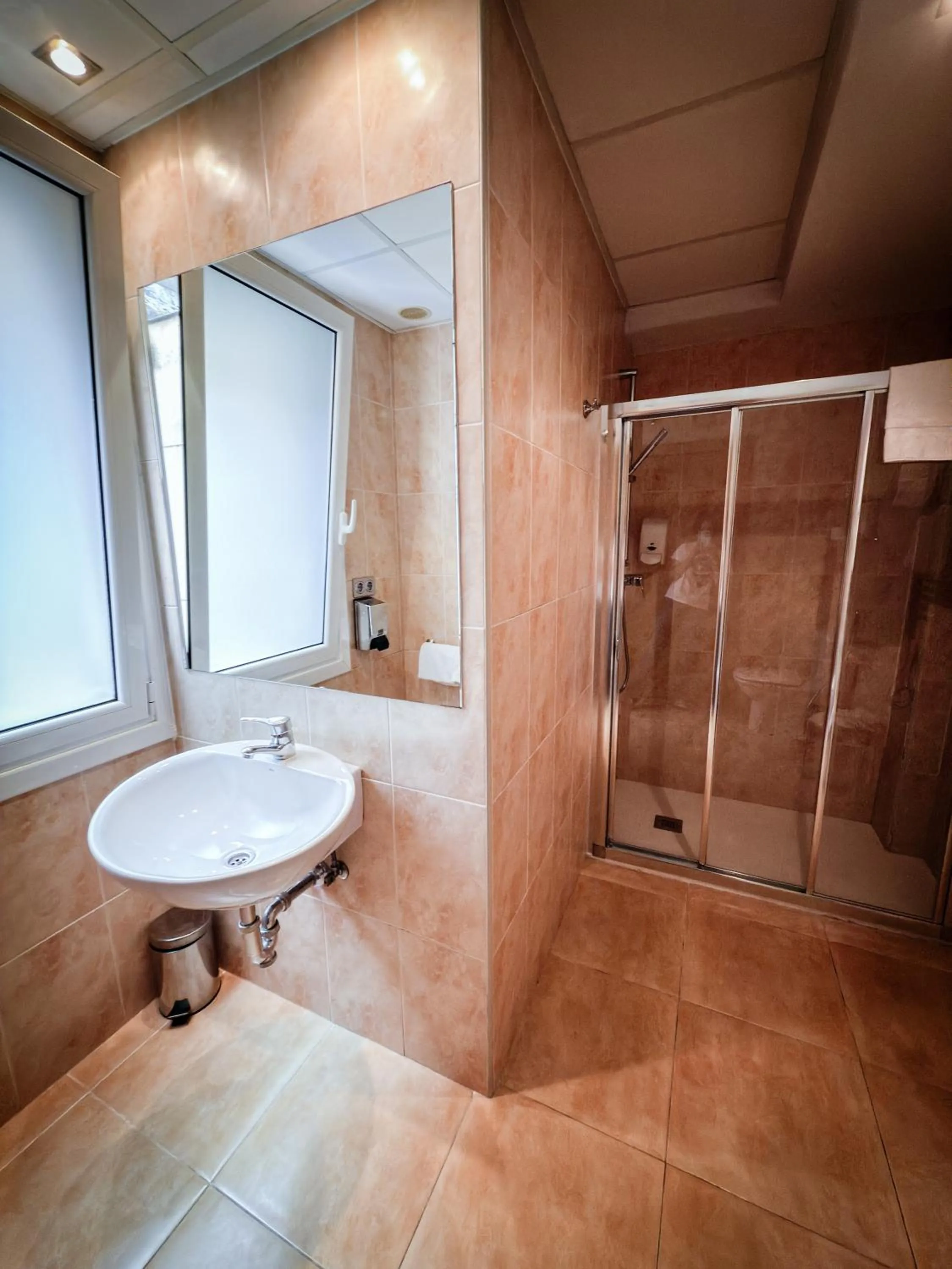 Bathroom in Hotel Villa De Ermua