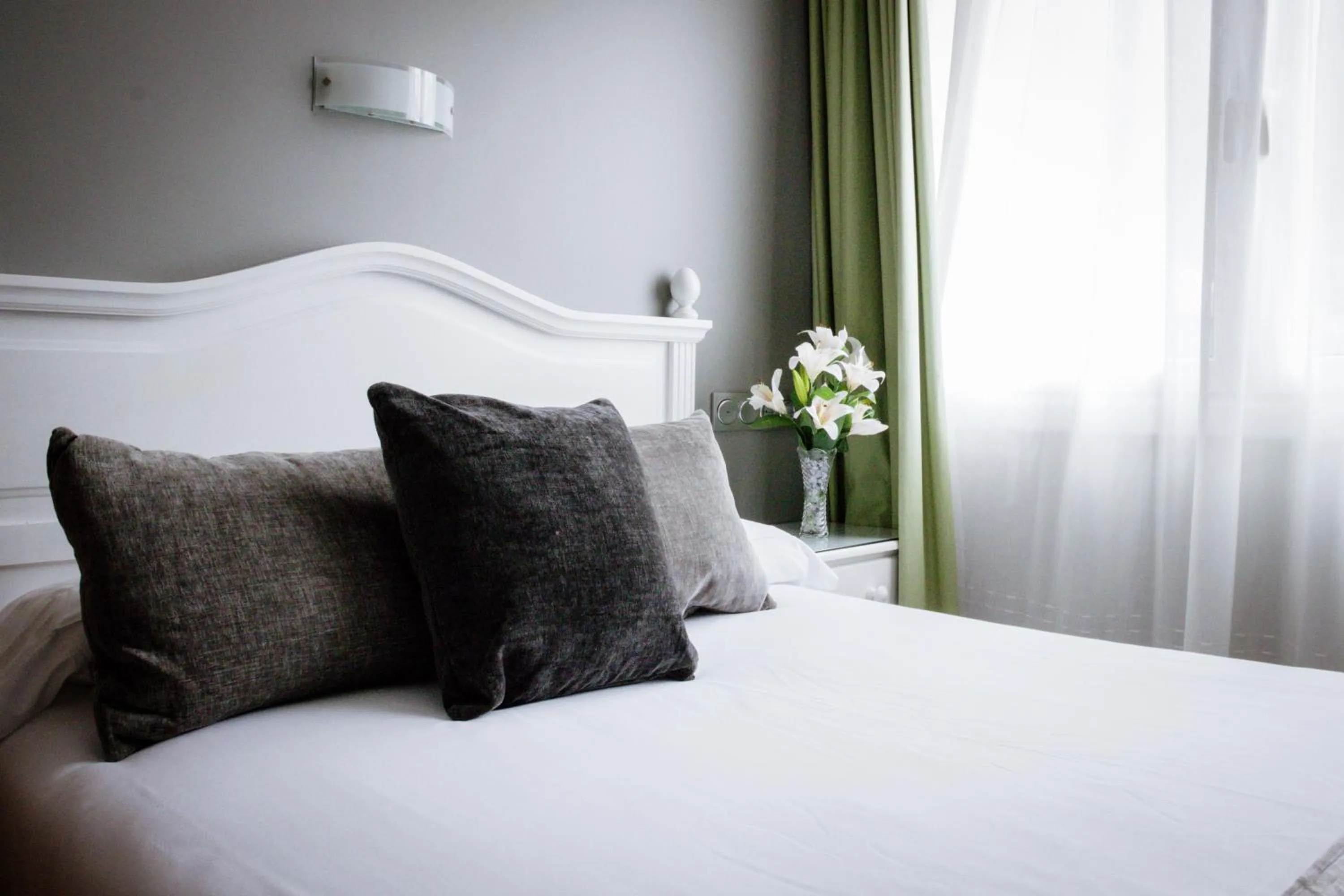 Bedroom, Bed in Hotel Villa De Ermua