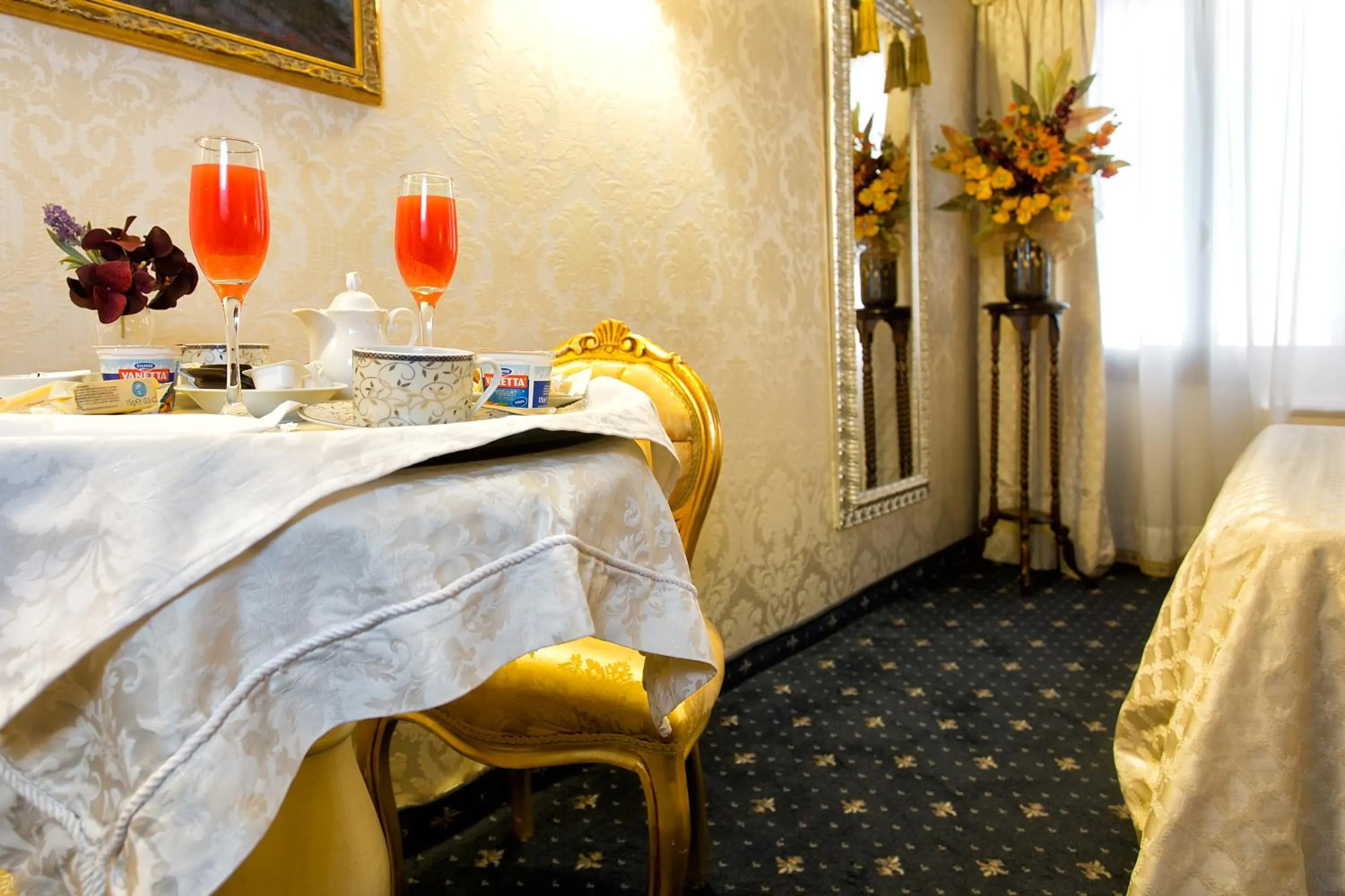 Decorative detail, Bed in Ca' Della Loggia