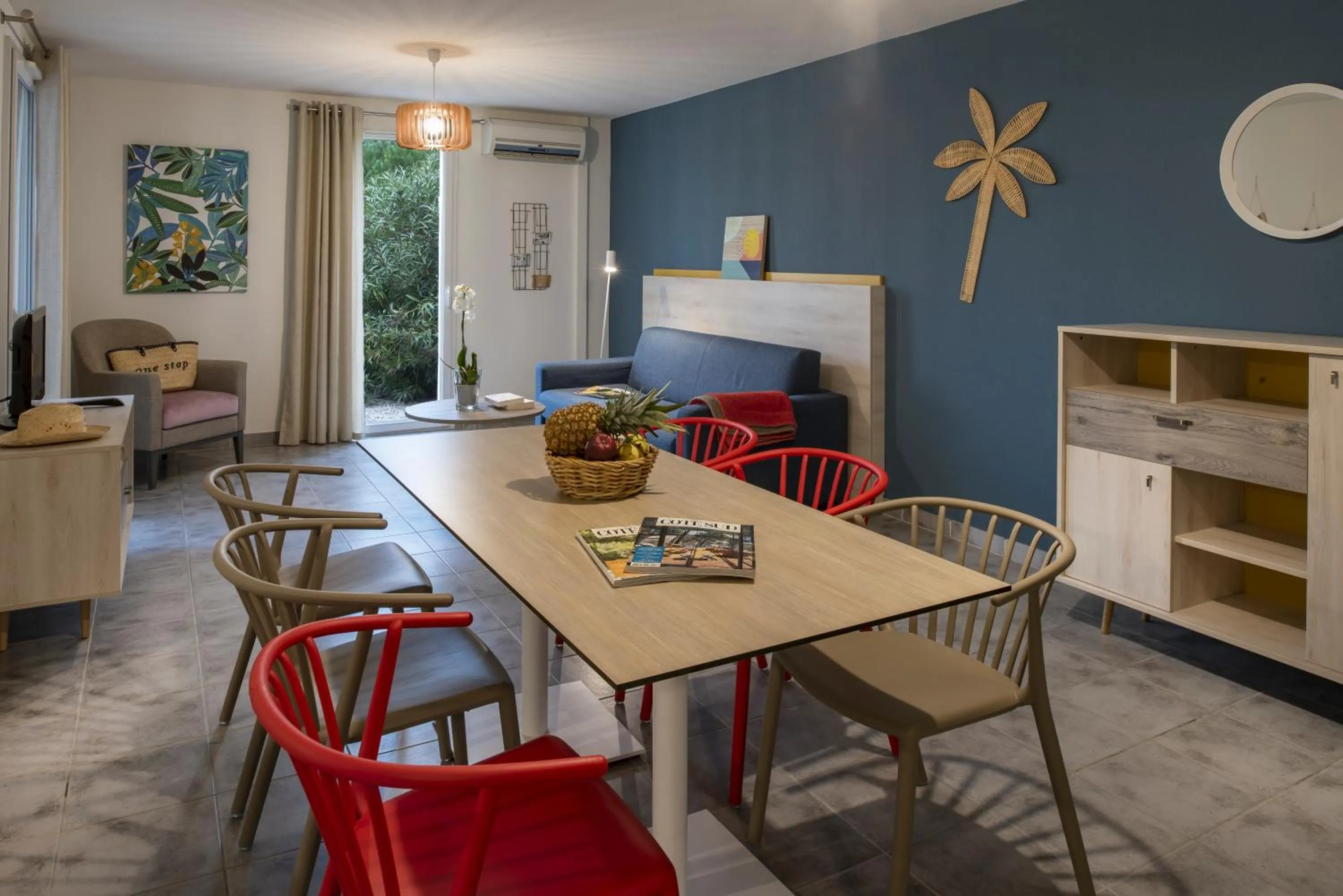 Dining area in Le Domaine du Golf*** by Ateya Vacances