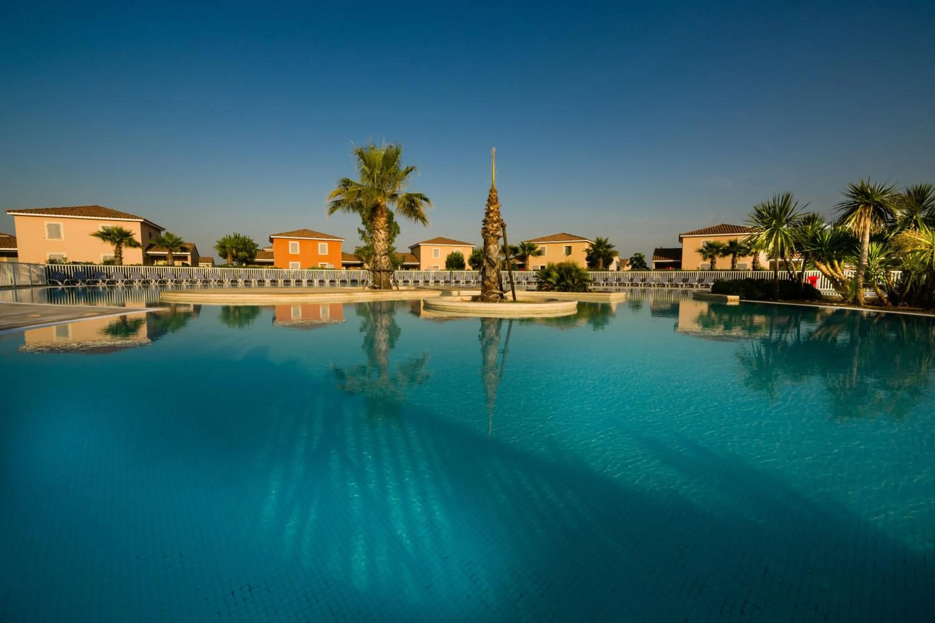 Swimming pool in Le Domaine du Golf*** by Ateya Vacances